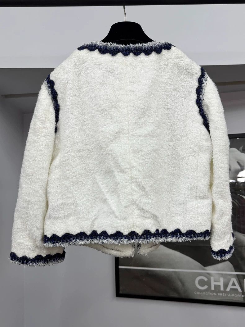 Chanel Chanel White towel blue silver rolled-edge coat Size XXS / US 00 / IT 34 - 3 Thumbnail