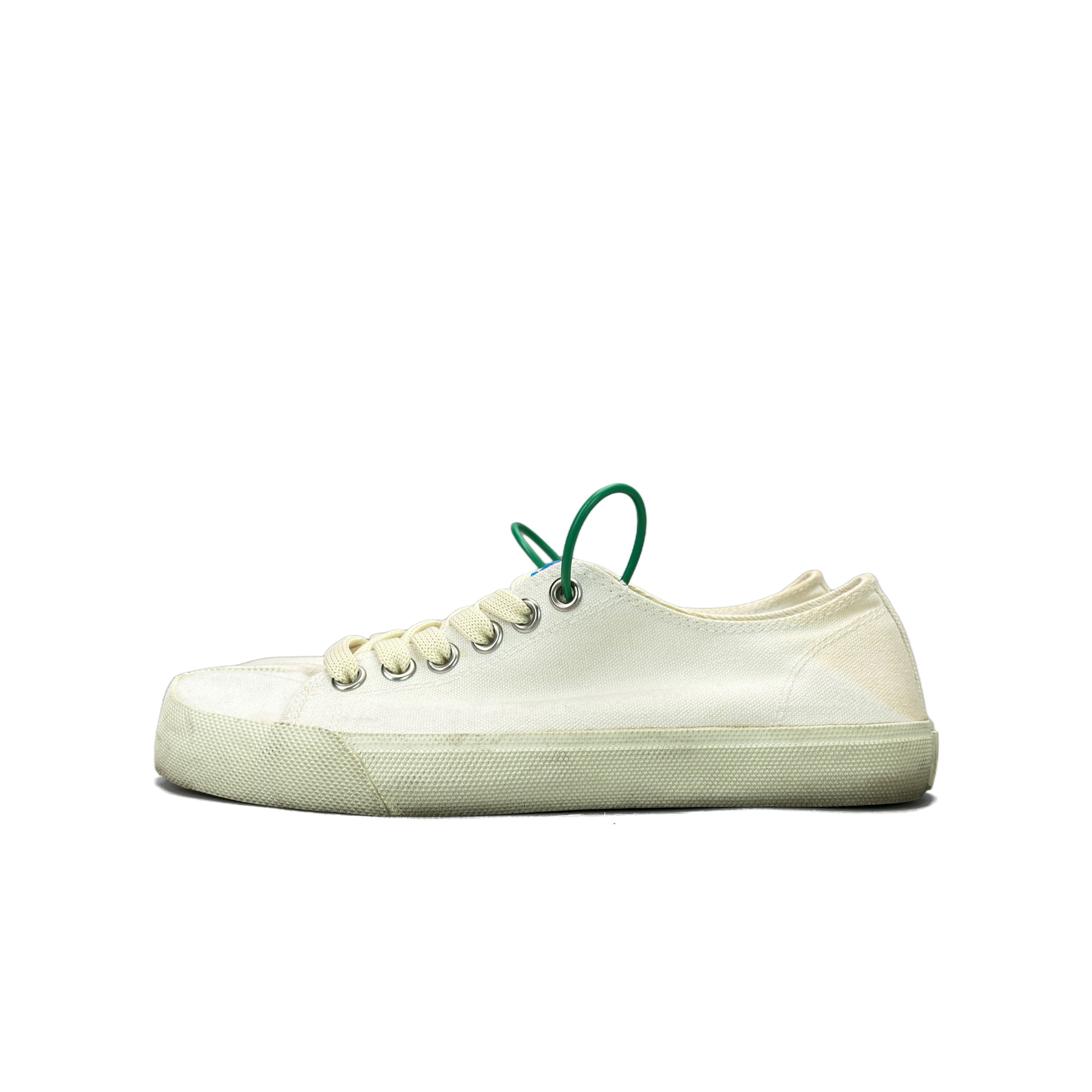 Maison Margiela Maison Margiela Tabi Low-Top Sneakers Size 37 Size US 7 / IT 37 - 1 Thumbnail