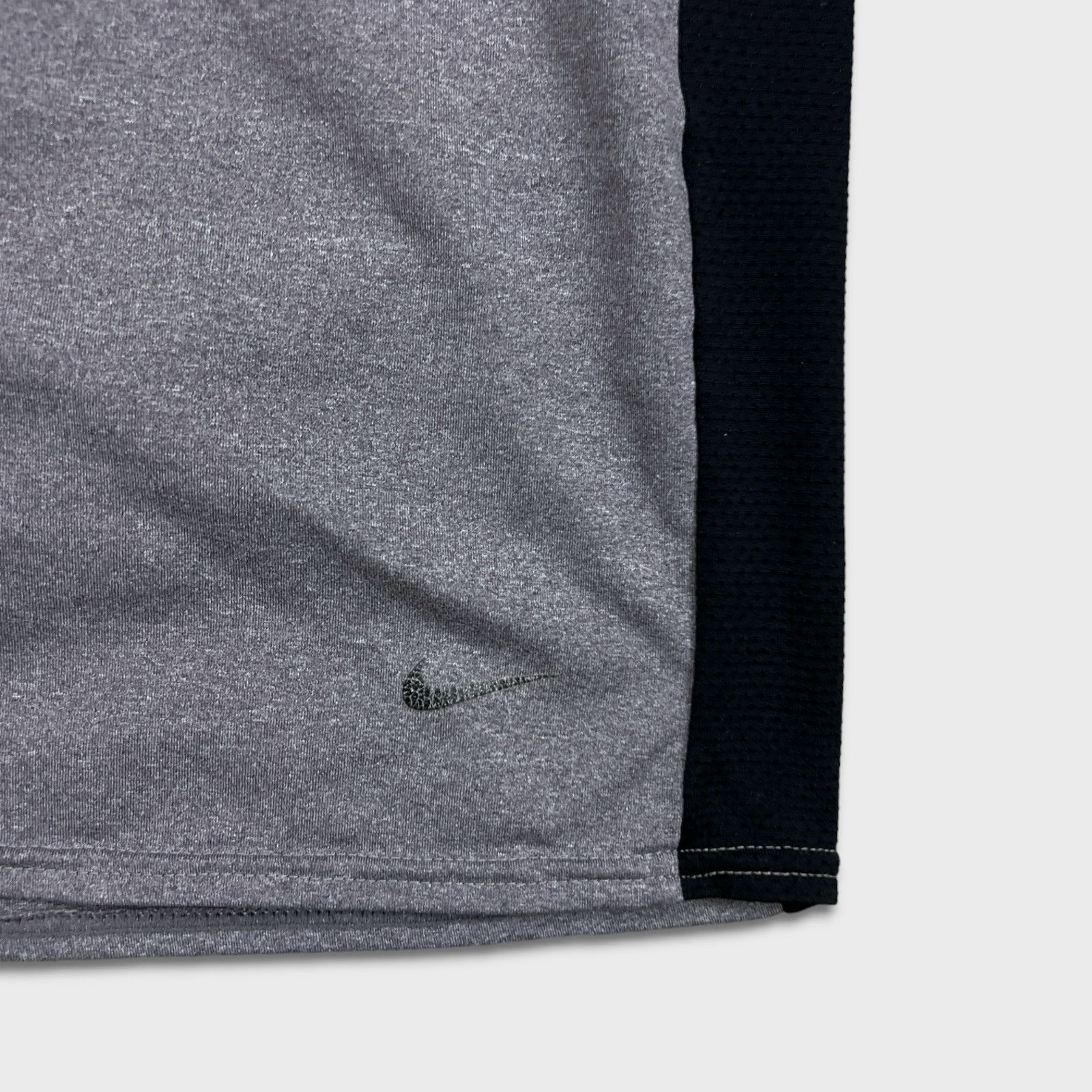 Nike × Vintage Vintage Nike Team Sports Shorts Swoosh Dri Fit Pocketed 90s Size US 30 / EU 46 - 3 Thumbnail