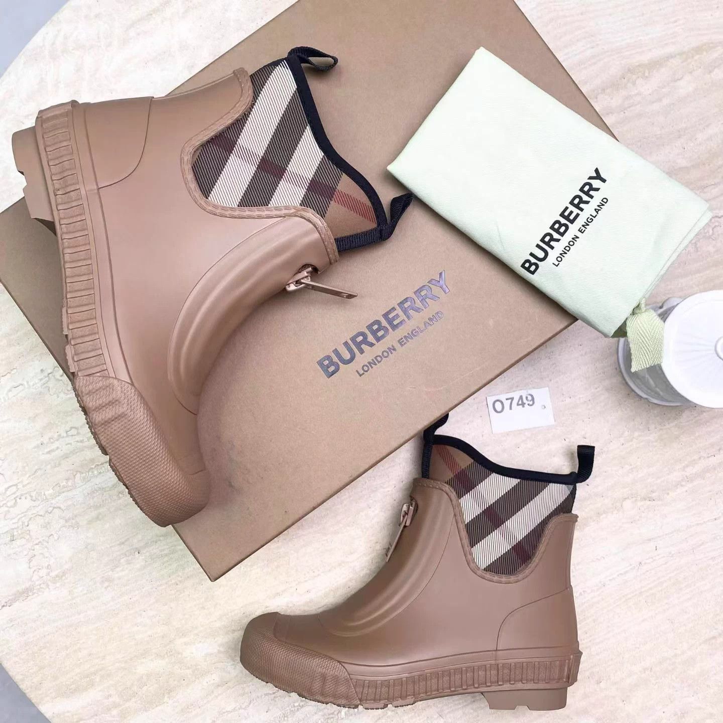 Burberry Burberry Women's Classic Check Brown Rain Booties Size US 4 / IT 34 - 1 Thumbnail