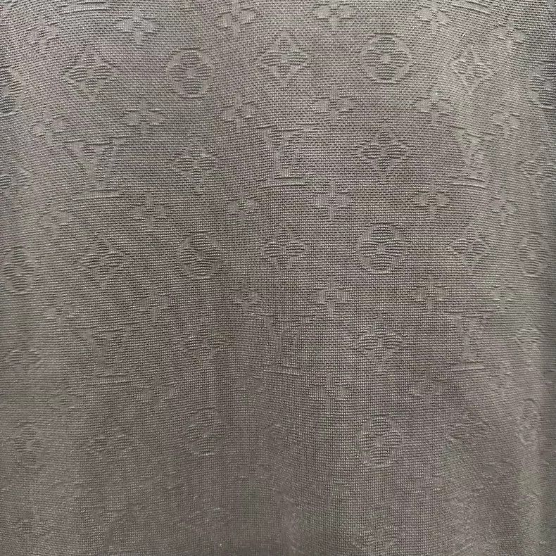 Louis Vuitton Louis Vuitton size 4l Short sleeves with logo on the back Size US M / EU 48-50 / 2 - 6 Thumbnail