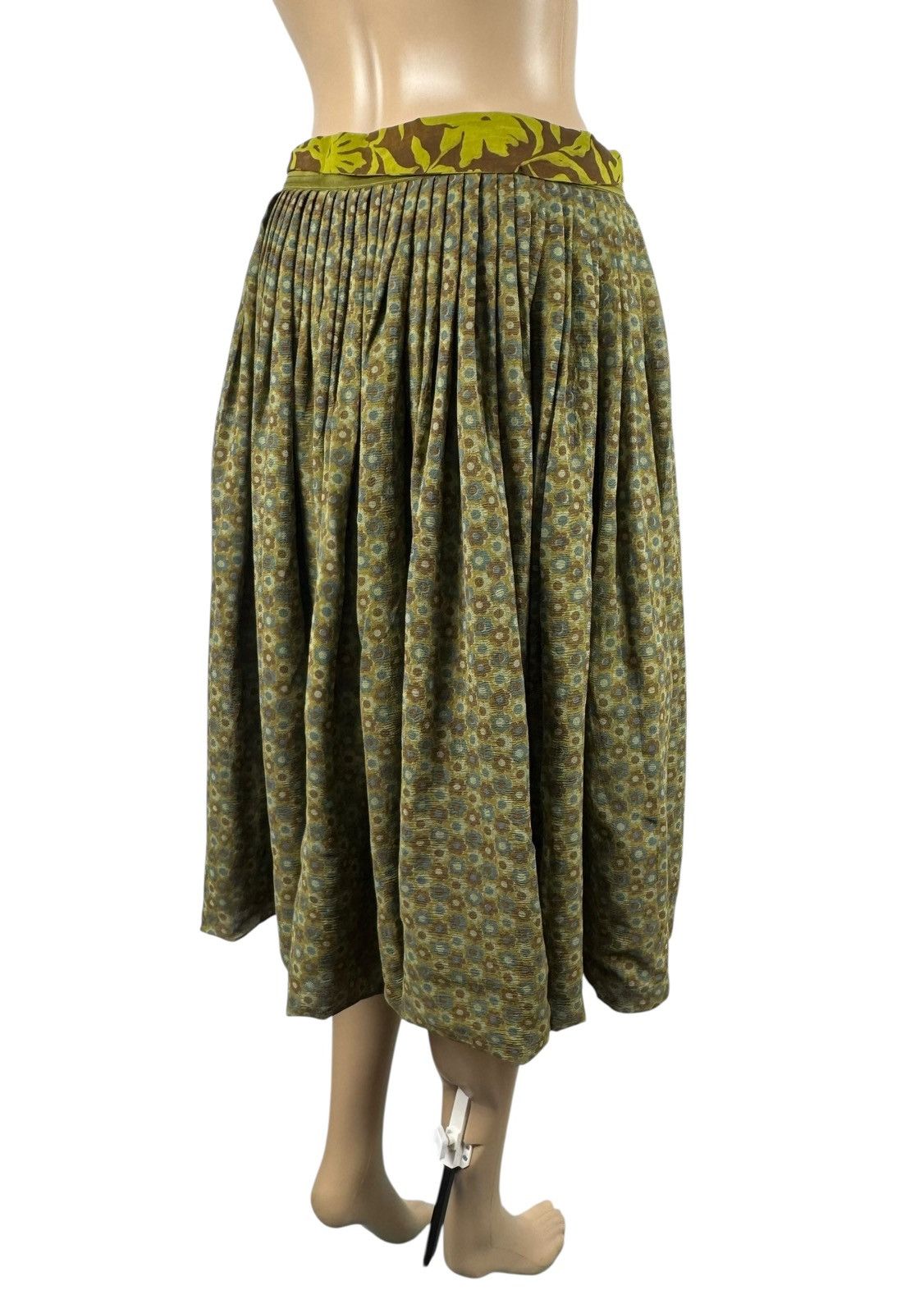 Other Sabyasachi Pleated Silk Cotton Skirt Knee Length size 10 Size 28" / US 6 / IT 42 - 8 Thumbnail