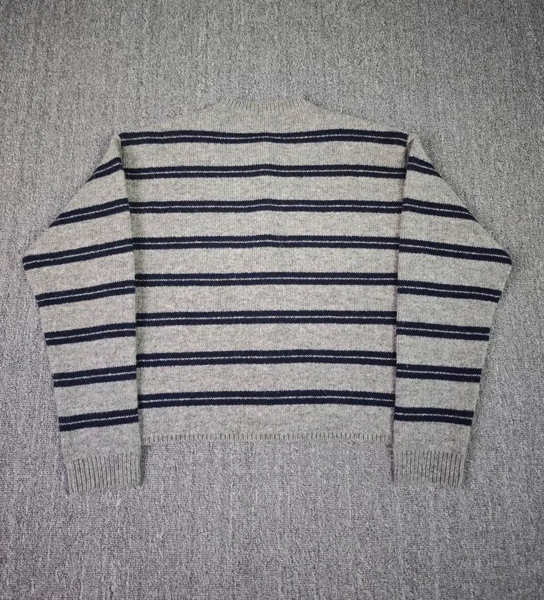 Miu Miu Miu Miu 38 Double knit logo patch cardigan sweater Size M / US 6-8 / IT 42-44 - 2 Thumbnail