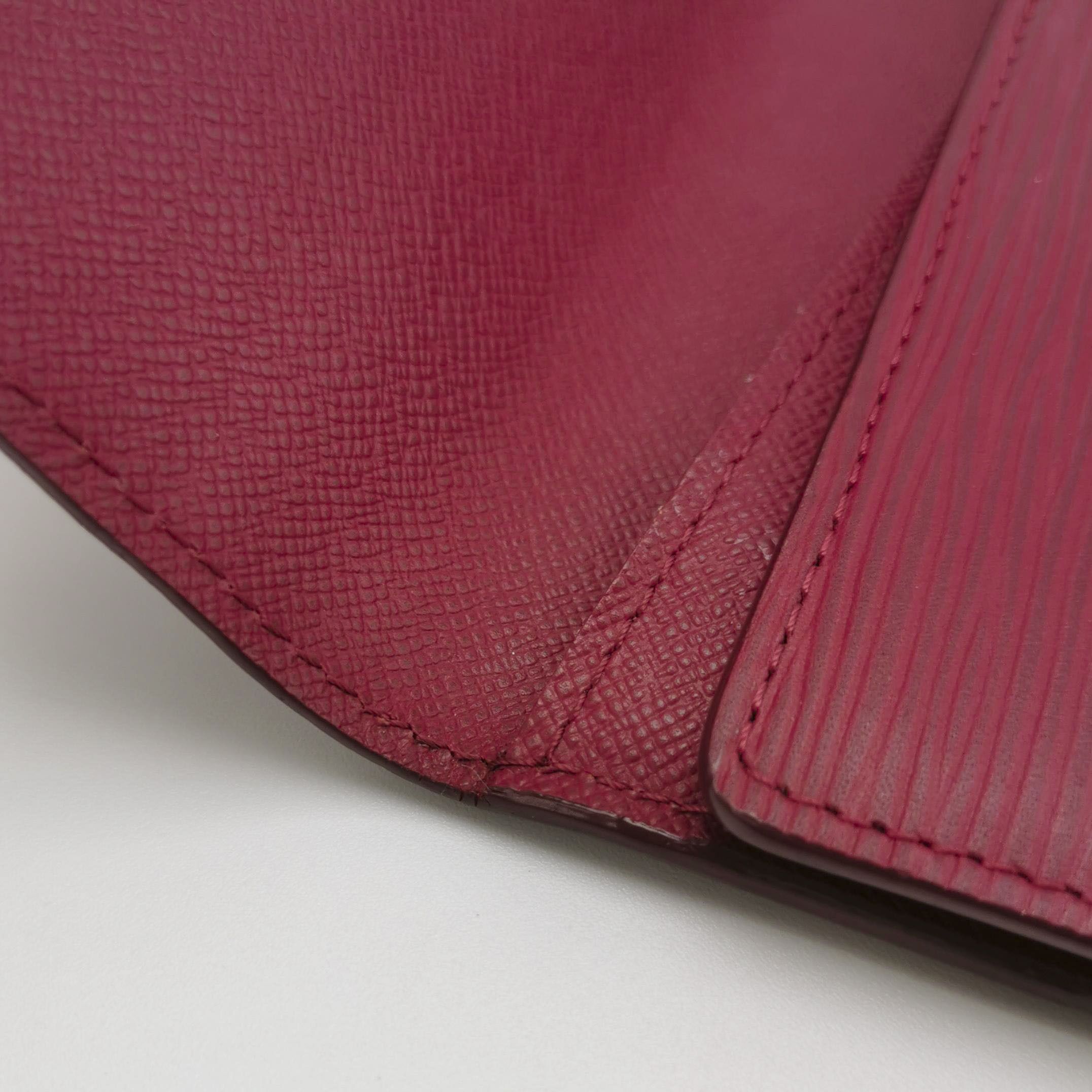 Louis Vuitton Louis Vuitton (LV) Josephine leather solid color water ripp Size ONE SIZE - 5 Thumbnail