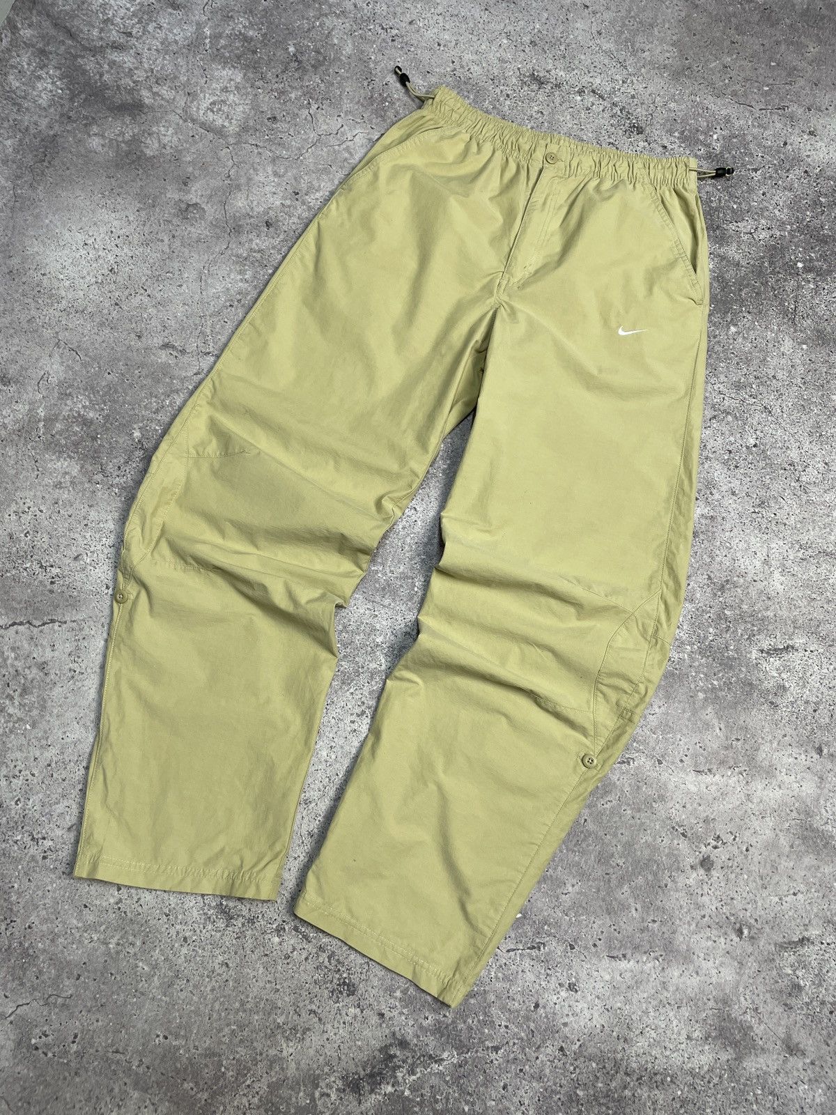 Vintage Nike Cargo Pants Y2K Style Drill Nylon Size M