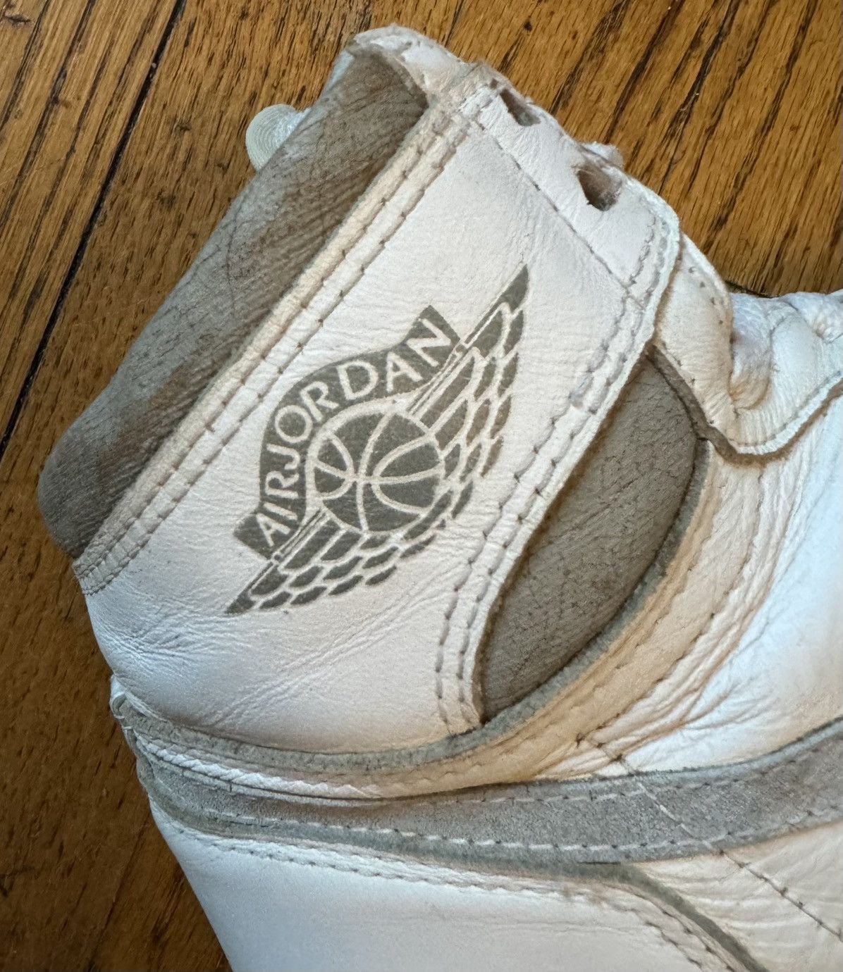 Nike Size 11 1985 Air Jordan 1 High OG Natural Grey Original VTG Size US 11 / EU 44 - 3 Thumbnail