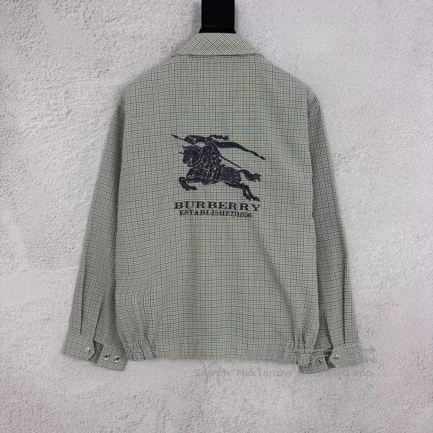 Burberry Gray Check Zip. Size US M / EU 48-50 / 2 - 2 Thumbnail