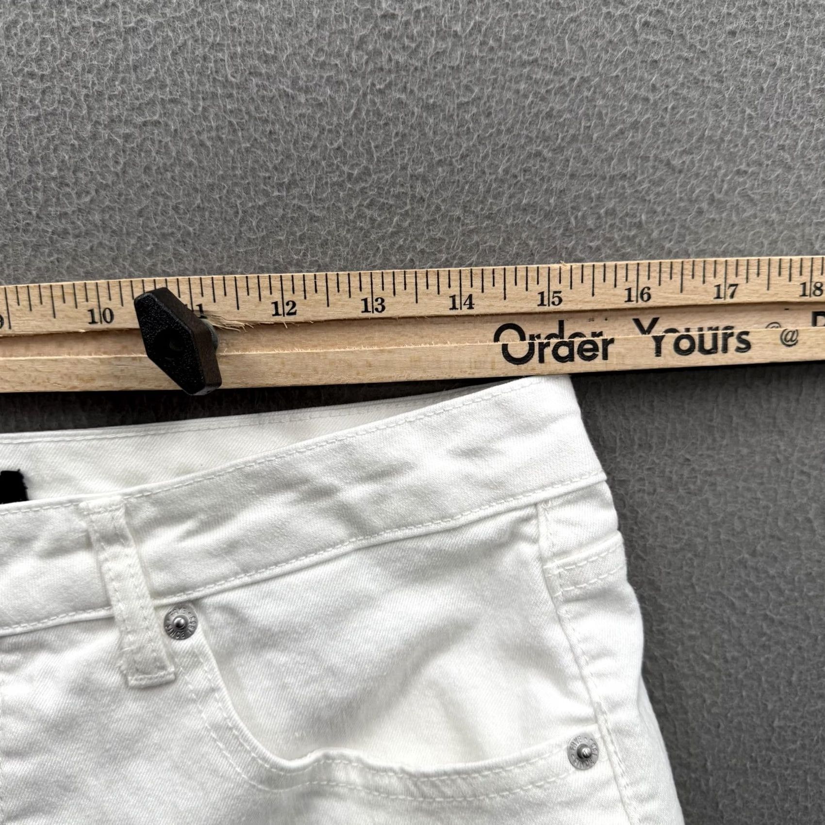 Frye Frye Jeans White High Rise Straight Stretch Denim 8/29 Womens Straight Leg 5-Pocket Casual Pants Size 30" / US 8 / IT 44 - 6 Thumbnail