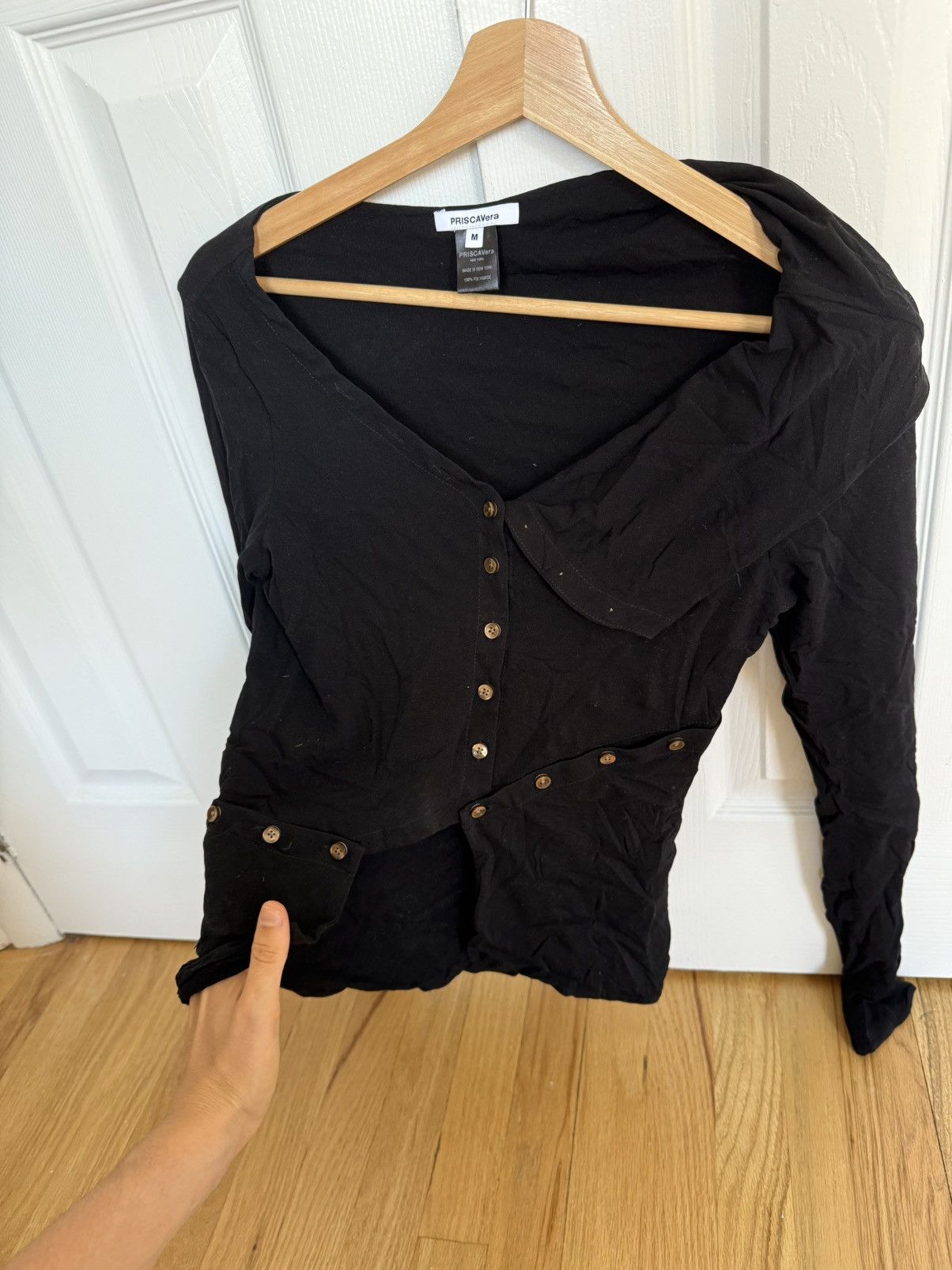 PRISCAVera Priscavera black asymmetrical button detail top Size M / US 6-8 / IT 42-44 - 2 Thumbnail