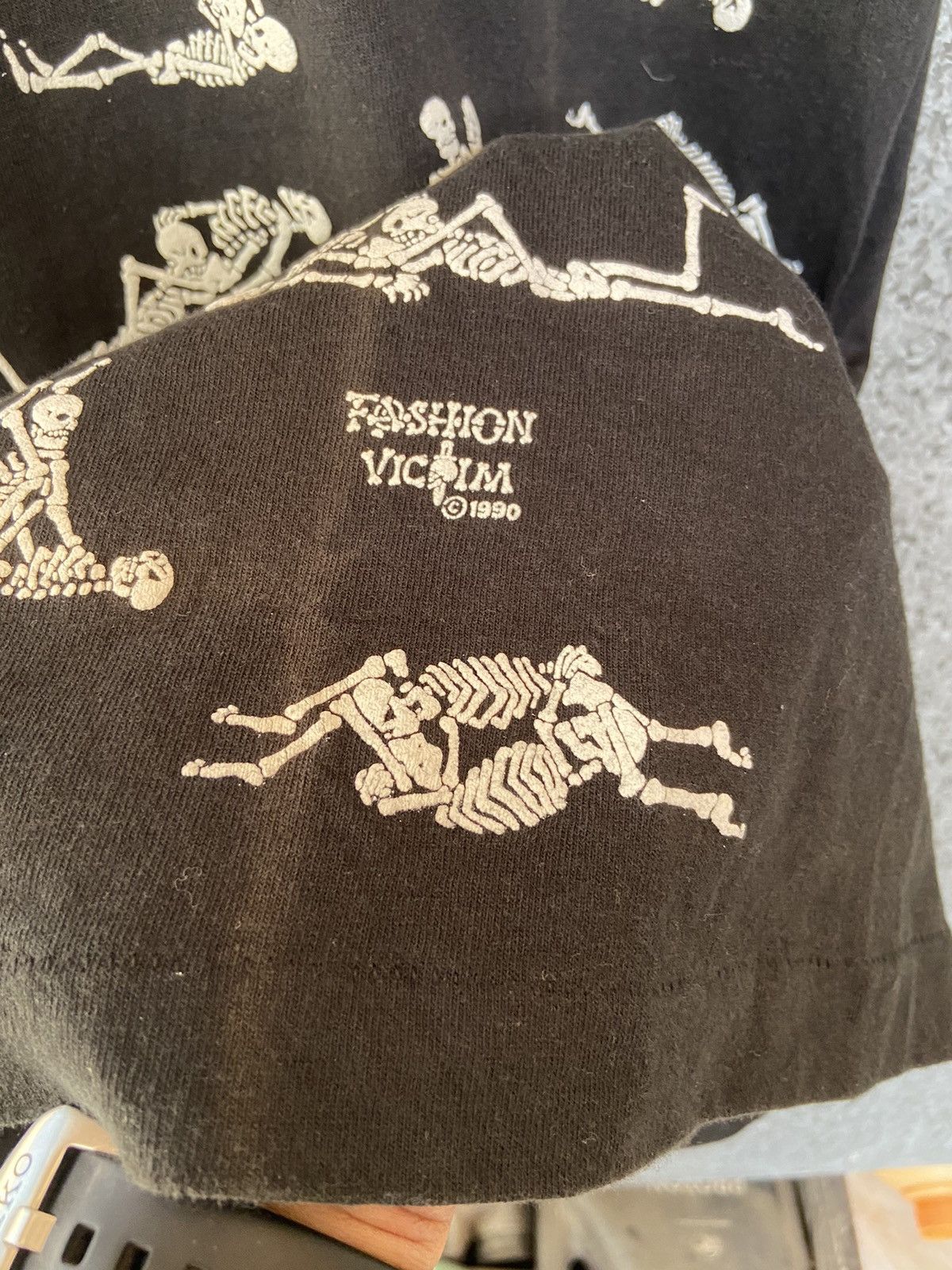 Fashion Victim 🔥 Vtg 90s Vintage Fashion Victim tee skulls Sex position Size US M / EU 48-50 / 2 - 9 Thumbnail