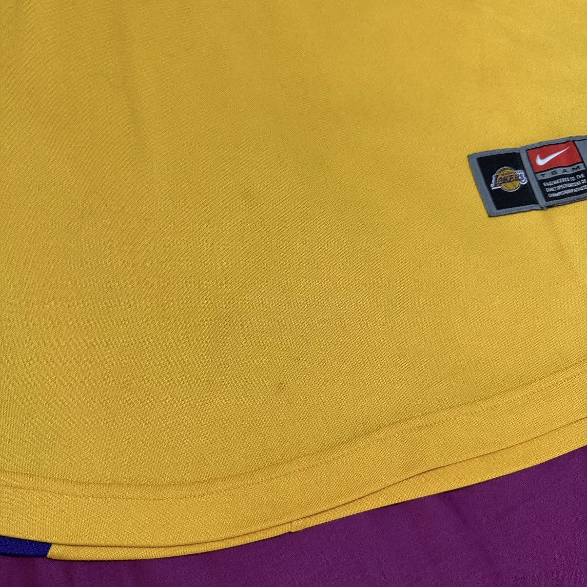 NBA × Nike × Vintage Vintage Nike NBA Lakers Warm Up Shooting Shirt Gold Purple Size US L / EU 52-54 / 3 - 7 Thumbnail