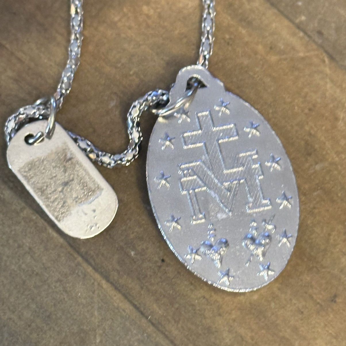 Other Mother Mary oval pendant necklace Size ONE SIZE - 4 Thumbnail
