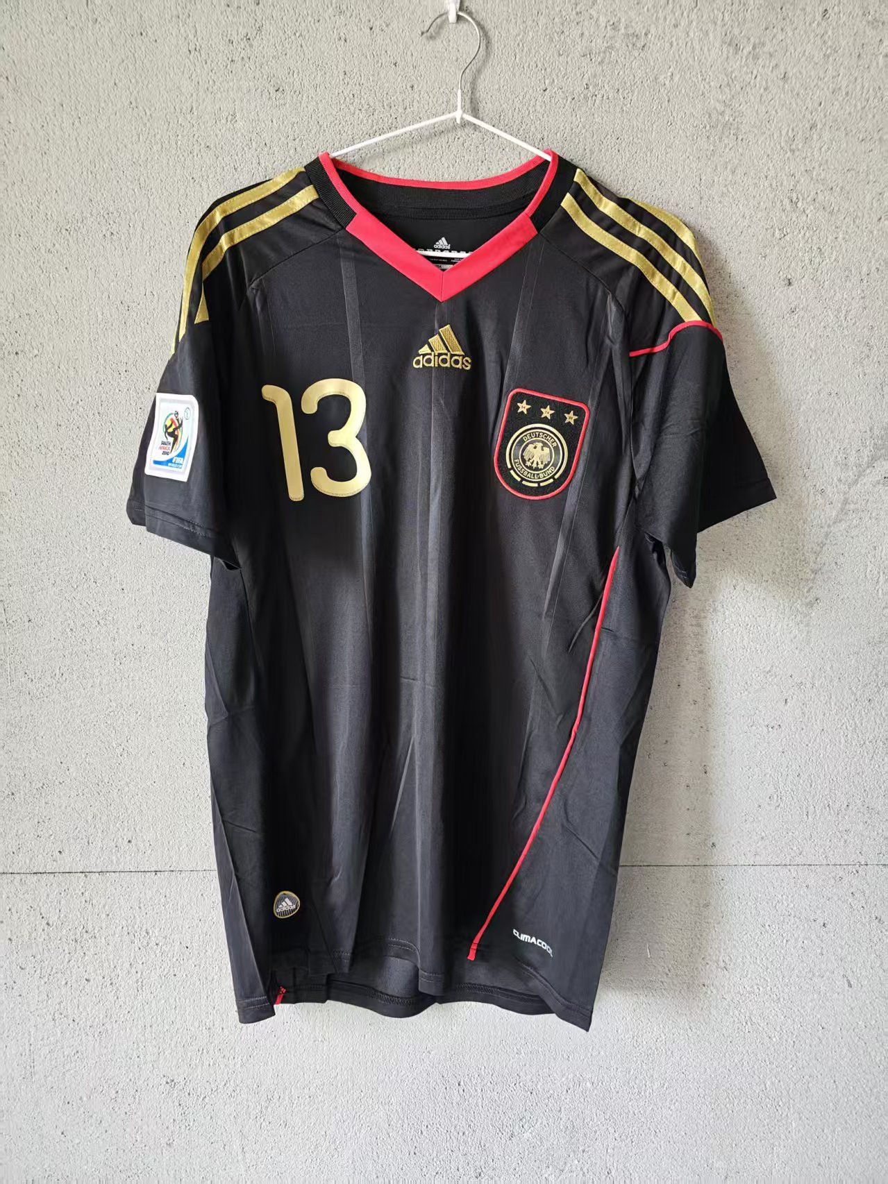 Other Thomas Müller Jersey 2010 Germany Size US S / EU 44-46 / 1 - 2 Thumbnail