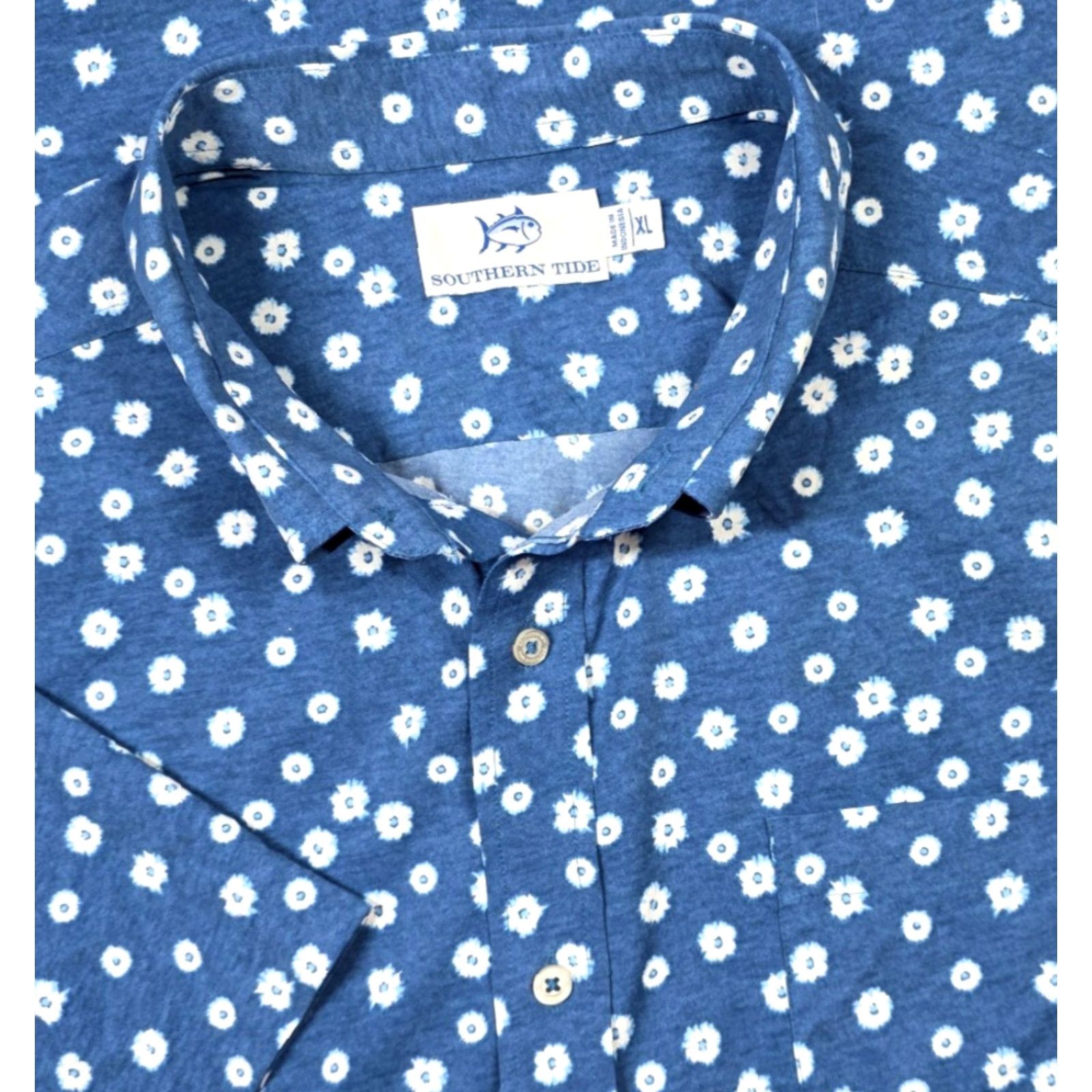 Southern Tide Southern Tide Button-Up Shirt XL Blue Floral Nylon/Spandex Poppin Poppies Sport Shirt Men Regular Lightweight (2010s) Size US XL / EU 56 / 4 - 3 Thumbnail