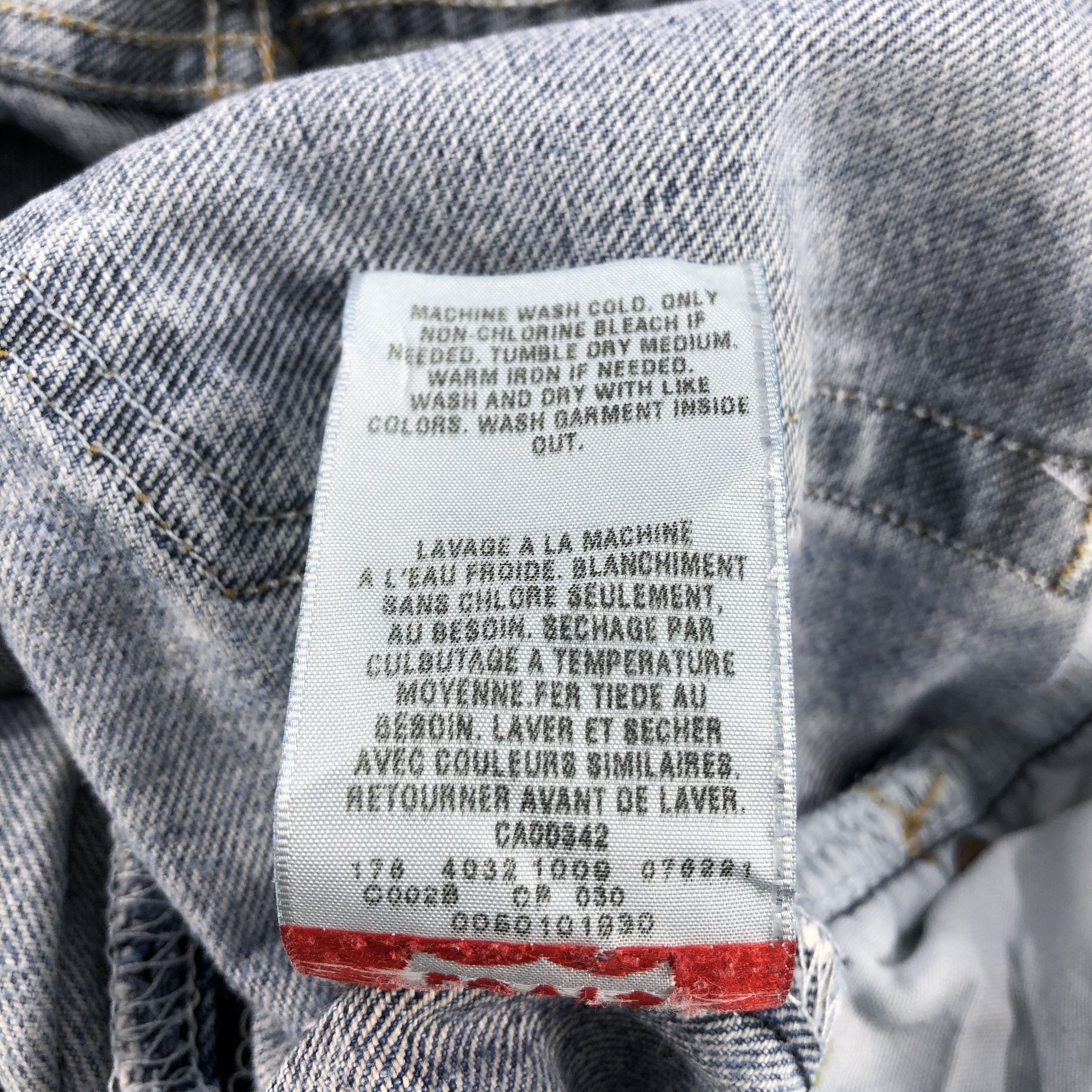 Levi's Vintage Light Wash Levis 501 Jeans- J1362 Size US 35 - 12 Thumbnail