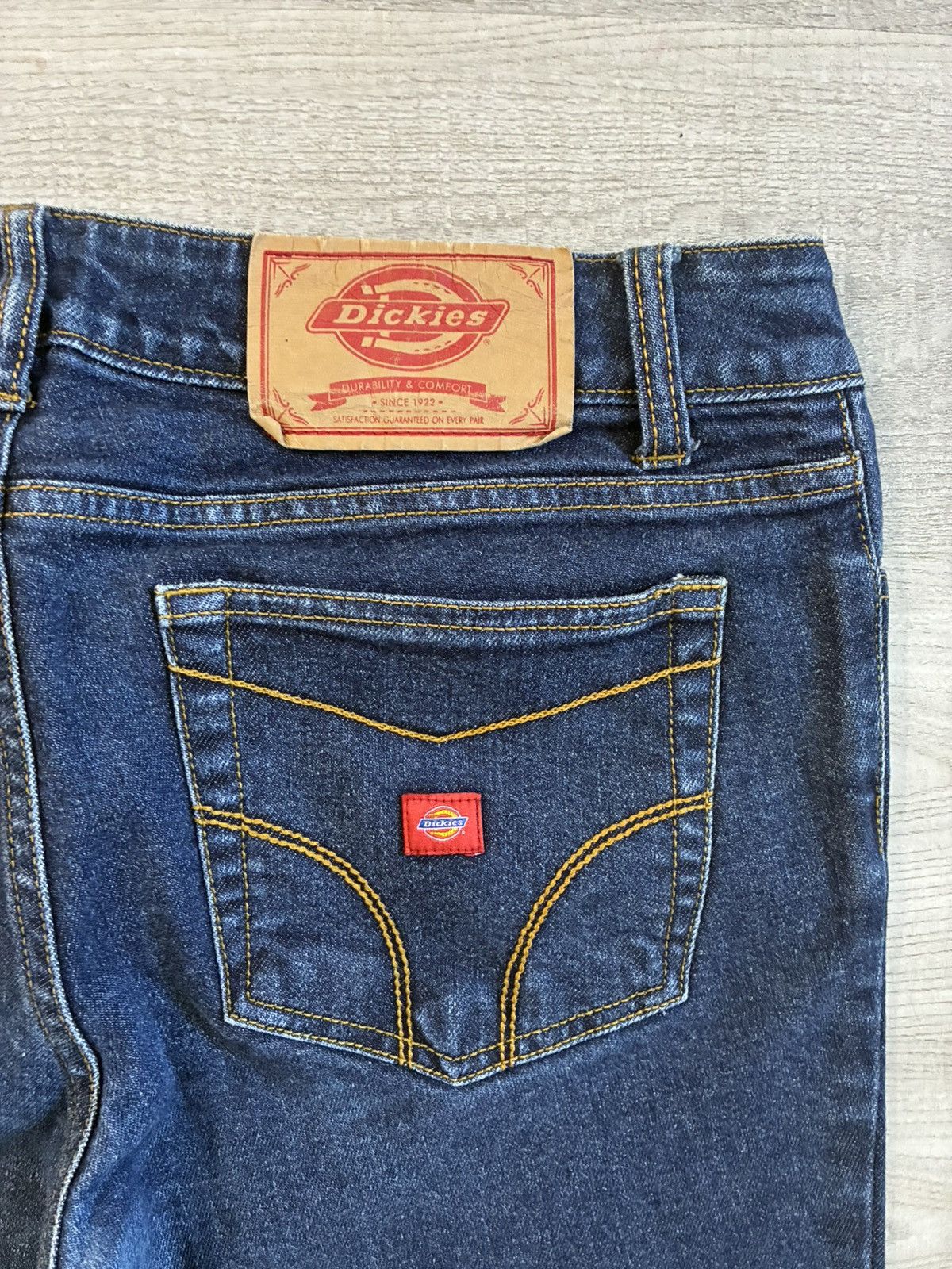 Dickies Vintage Dickies Women’s Capri Jeans Dark Wash Cuffed Size 34" / US 12 / IT 48 - 10 Thumbnail