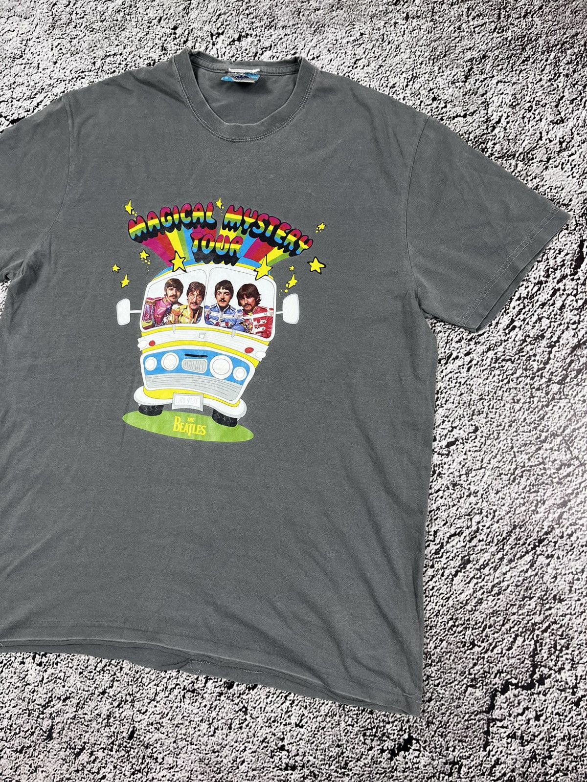 Band Tees Vintage Y2K The Beatles band tee Big Logo style size M Size US M / EU 48-50 / 2 - 3 Thumbnail