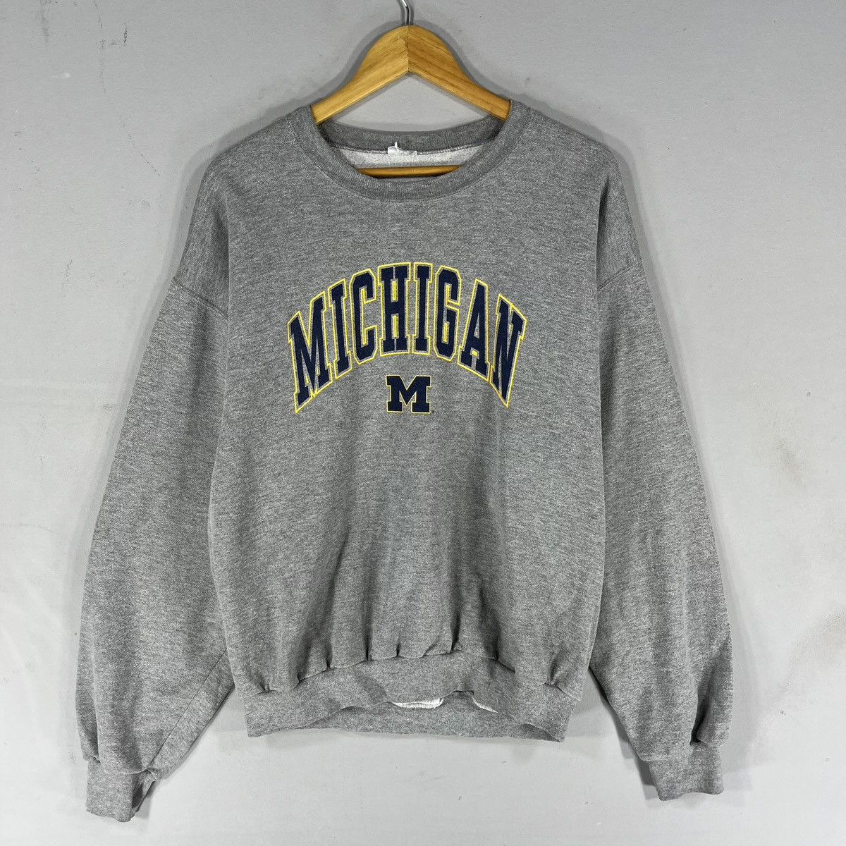 Vintage VINTAGE Y2K MICHIGAN SPELLOUT PRINTED UNIVERSITY MICHIGAN Size US L / EU 52-54 / 3 - 1 Thumbnail