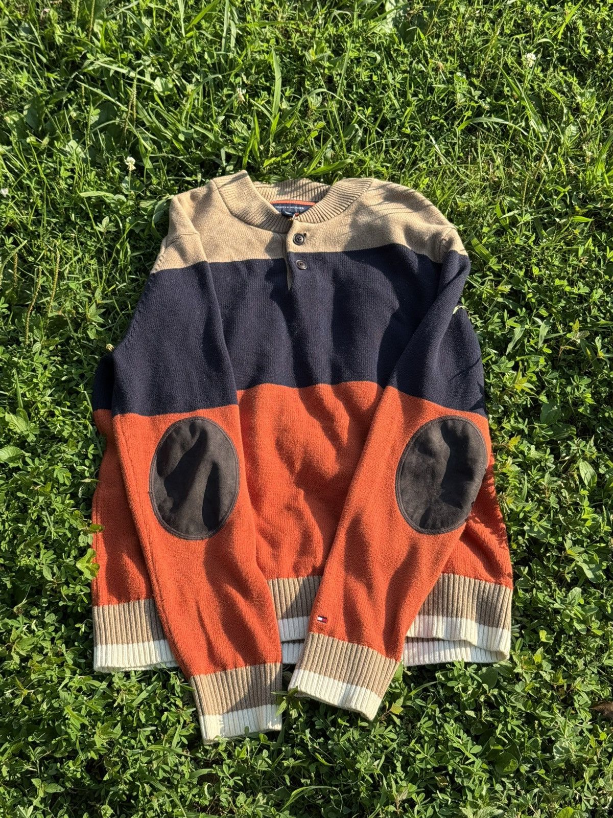 Tommy Hilfiger × Vintage Vintage Tommy Hilfiger Sweater Size US L / EU 52-54 / 3 - 3 Thumbnail