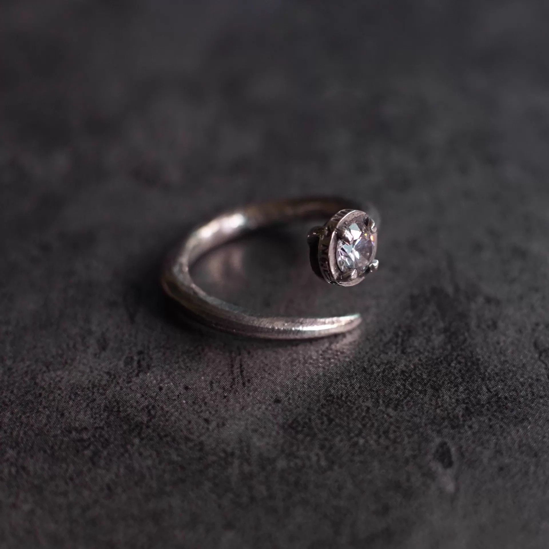 DETAJ Detaj White Zircon Oxidized Silver Nail Ring 11-17 Adj new Size ONE SIZE - 4 Thumbnail