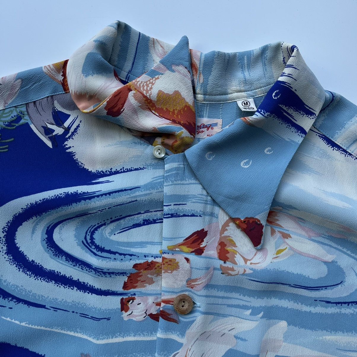 Sun Surf × Toyo Enterprises Sun surf rayon crepe gold fish koi by toyo enterprise Size US M / EU 48-50 / 2 - 3 Thumbnail