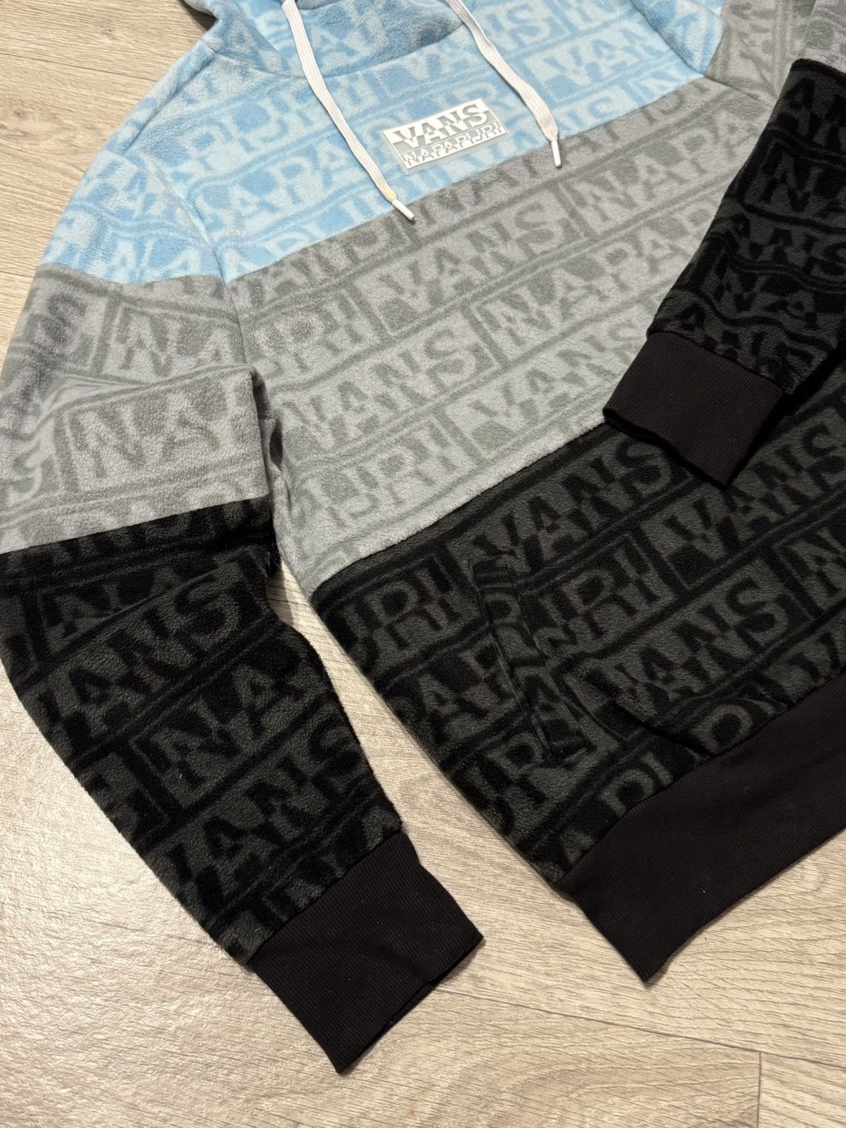 Napapijri 🔷Vans x Napapijri Y2K Sherpa Hoodie🔷 Size US XS / EU 42 / 0 - 2 Thumbnail
