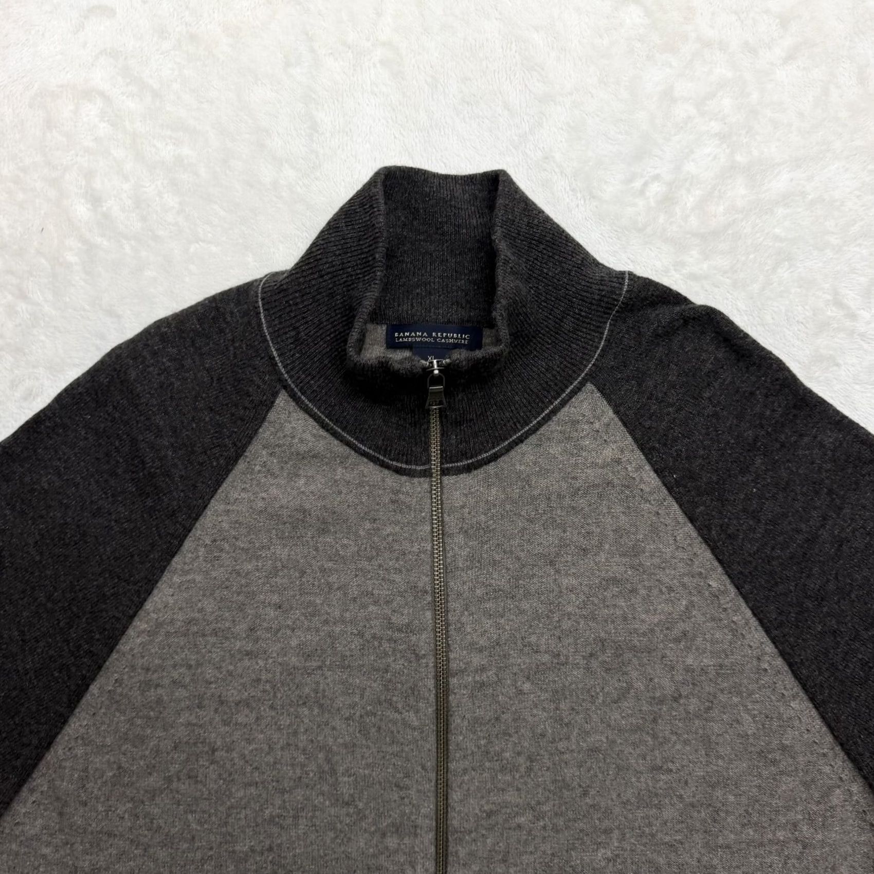 Banana Republic VINTAGE? No. Banana Republic Jacket Mens XL Gray Lambswool Cashmere Full Zip Mock Neck Shirt? Size US XL / EU 56 / 4 - 2 Thumbnail