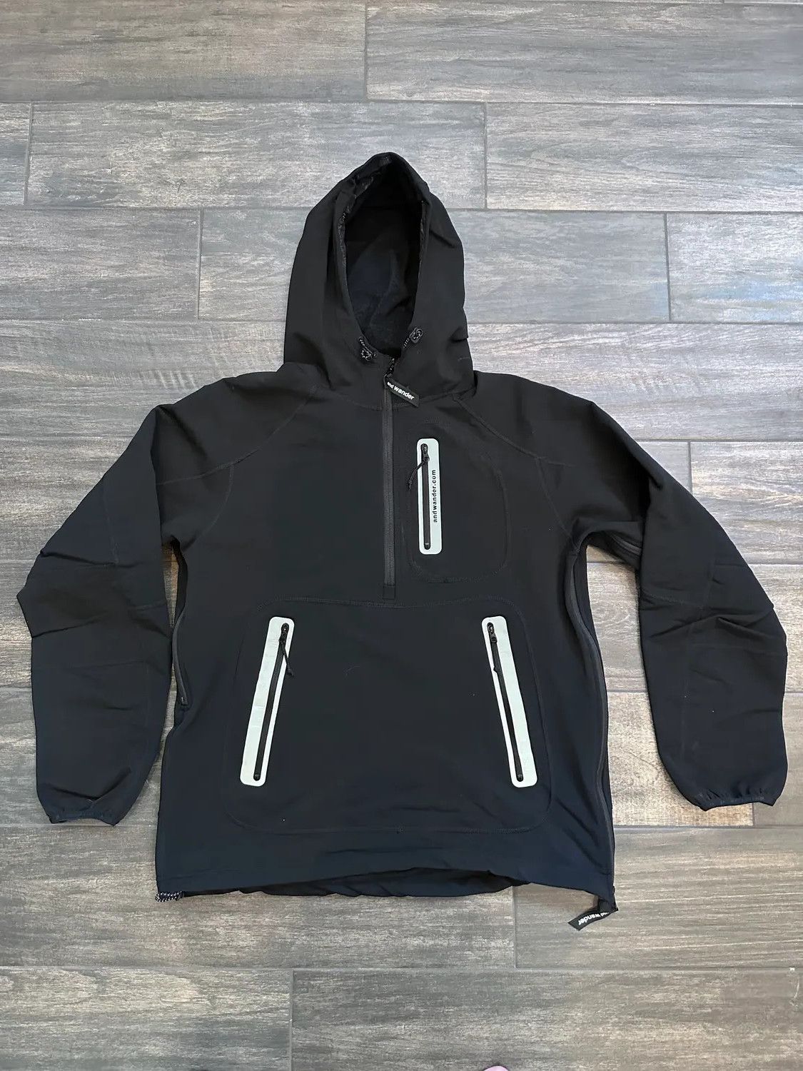image of And Wander Mountain Parka Black Size 2, Men's