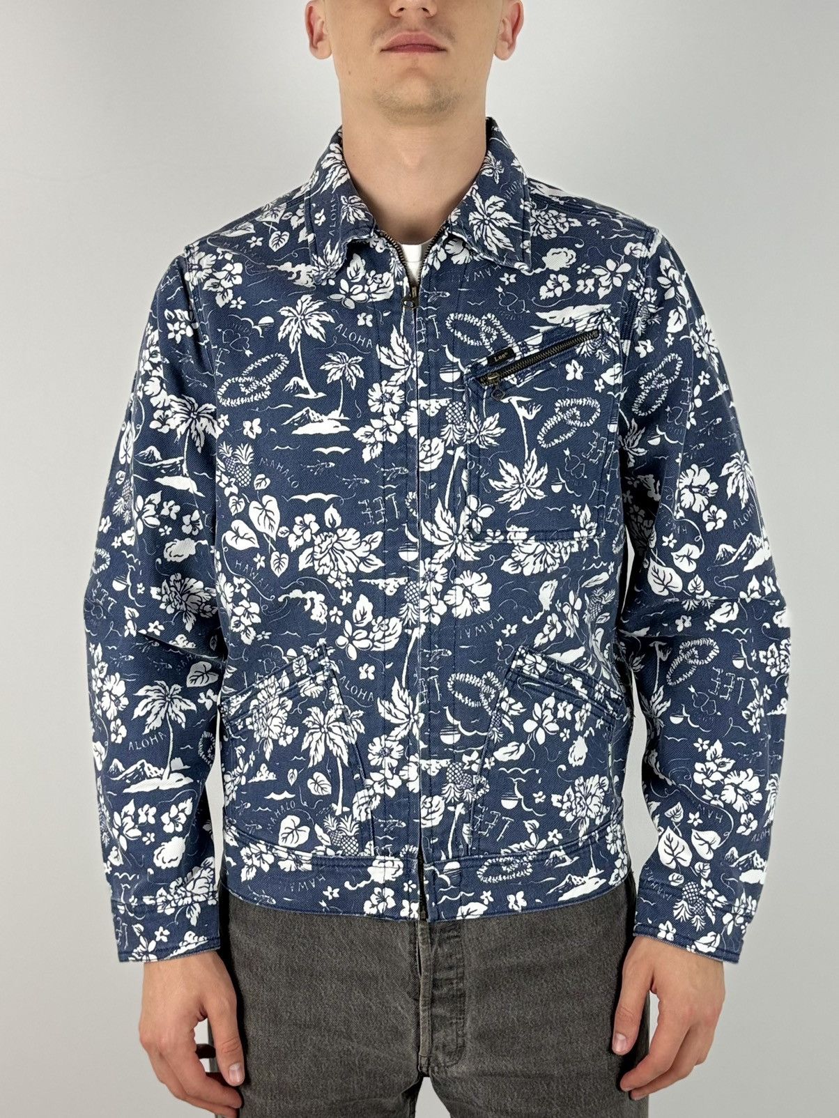 Lee NWT Lee 91B Floral Graphic Regular Jacket Size US M / EU 48-50 / 2 - 1 Thumbnail