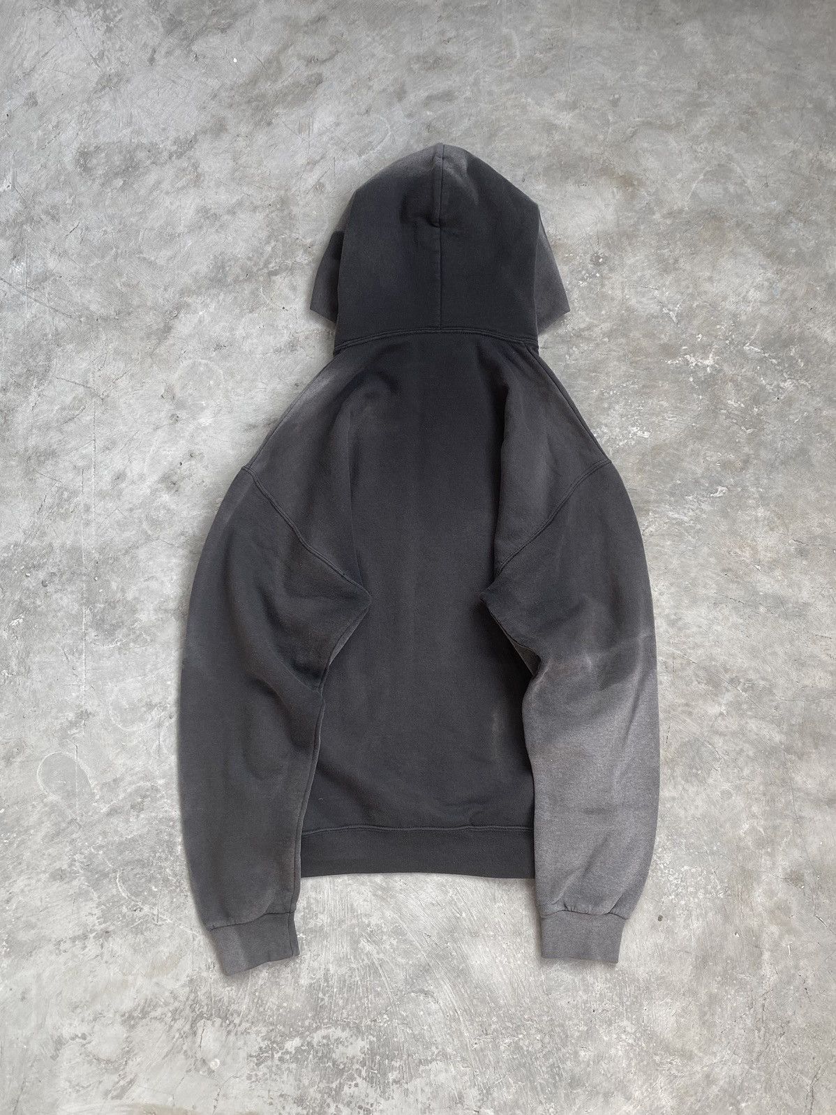 Vintage Vintage 2000s Sun Faded Black Hoodie Size US M / EU 48-50 / 2 - 2 Thumbnail
