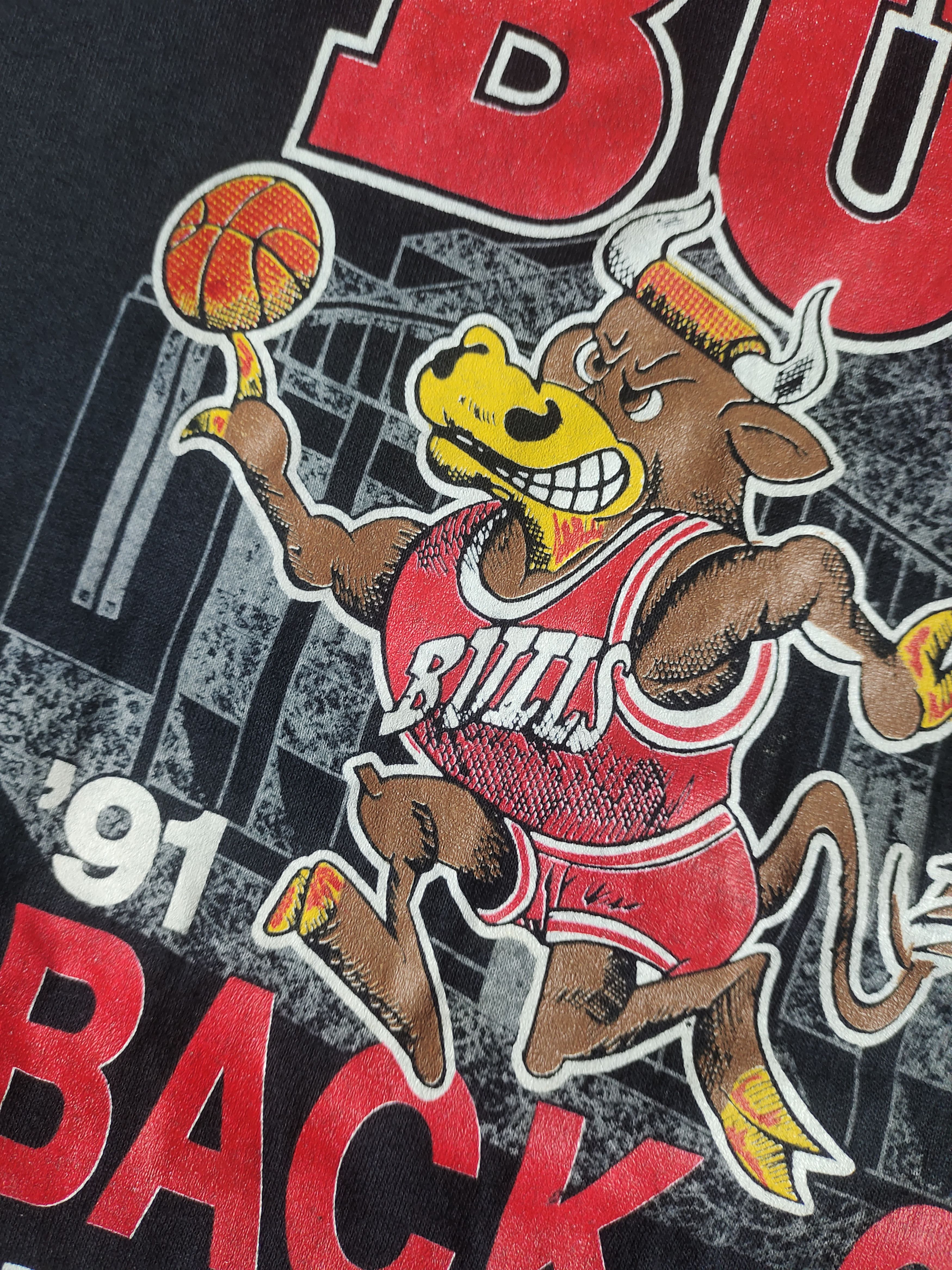 NBA × Vintage Vintage Chicago Bulls Back to Back 1991-1992 T-shirt Size US XL / EU 56 / 4 - 7 Thumbnail
