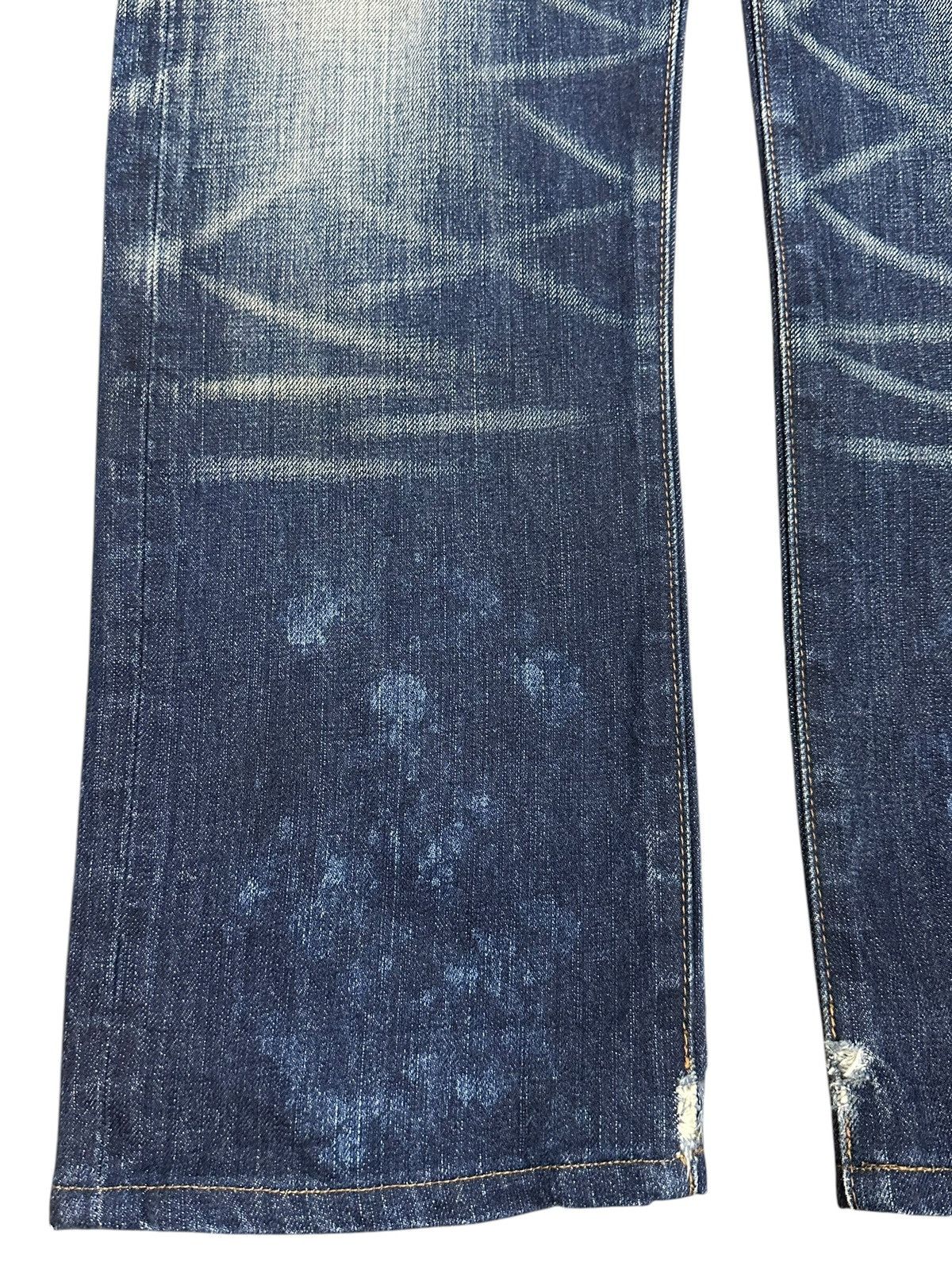 Japanese Brand Vintage Japanese Brand Blue Faded Wash Distressed Jeans Size US 32 / EU 48 - 6 Thumbnail