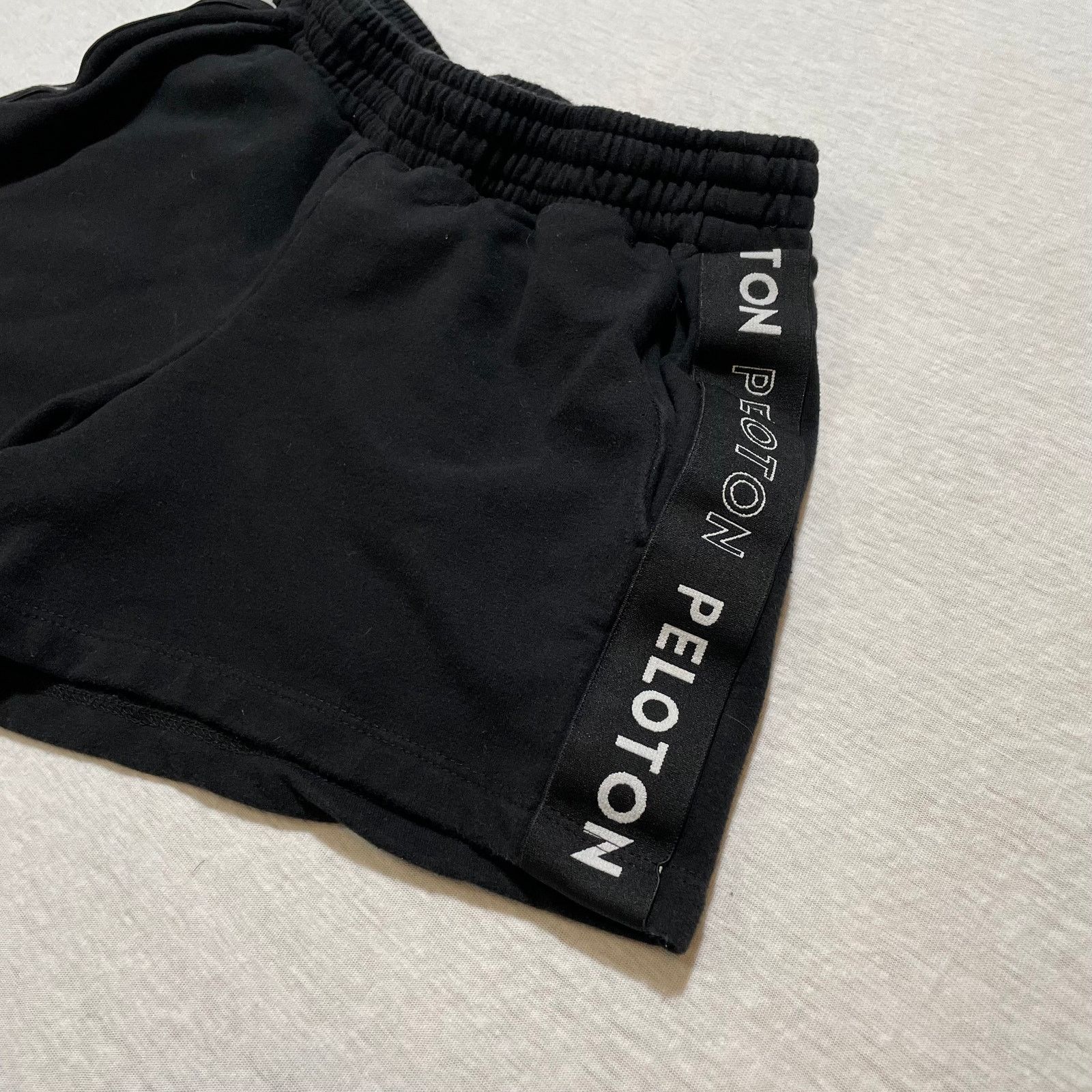Peloton Peloton Gym Shorts (XS) Size 24" / US 00 / IT 34 - 3 Thumbnail