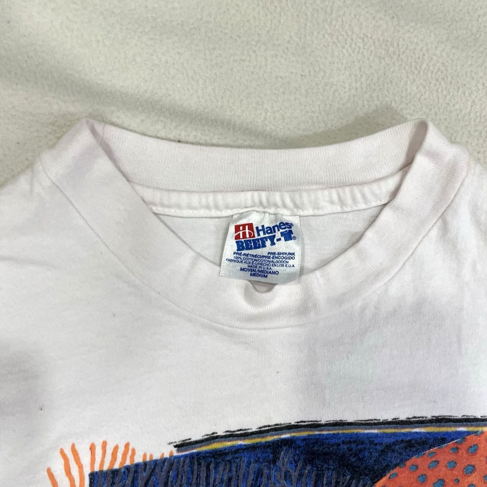 Hanes VINTAGE 90s Hanes Beefy-T T-Shirt Short Sleeve Crew Neck White M Men Salt Marsh Outer Banks NC Crab Animal Graphic Print 90s Polyester-Free Cotton USA Size US M / EU 48-50 / 2 - 4 Thumbnail