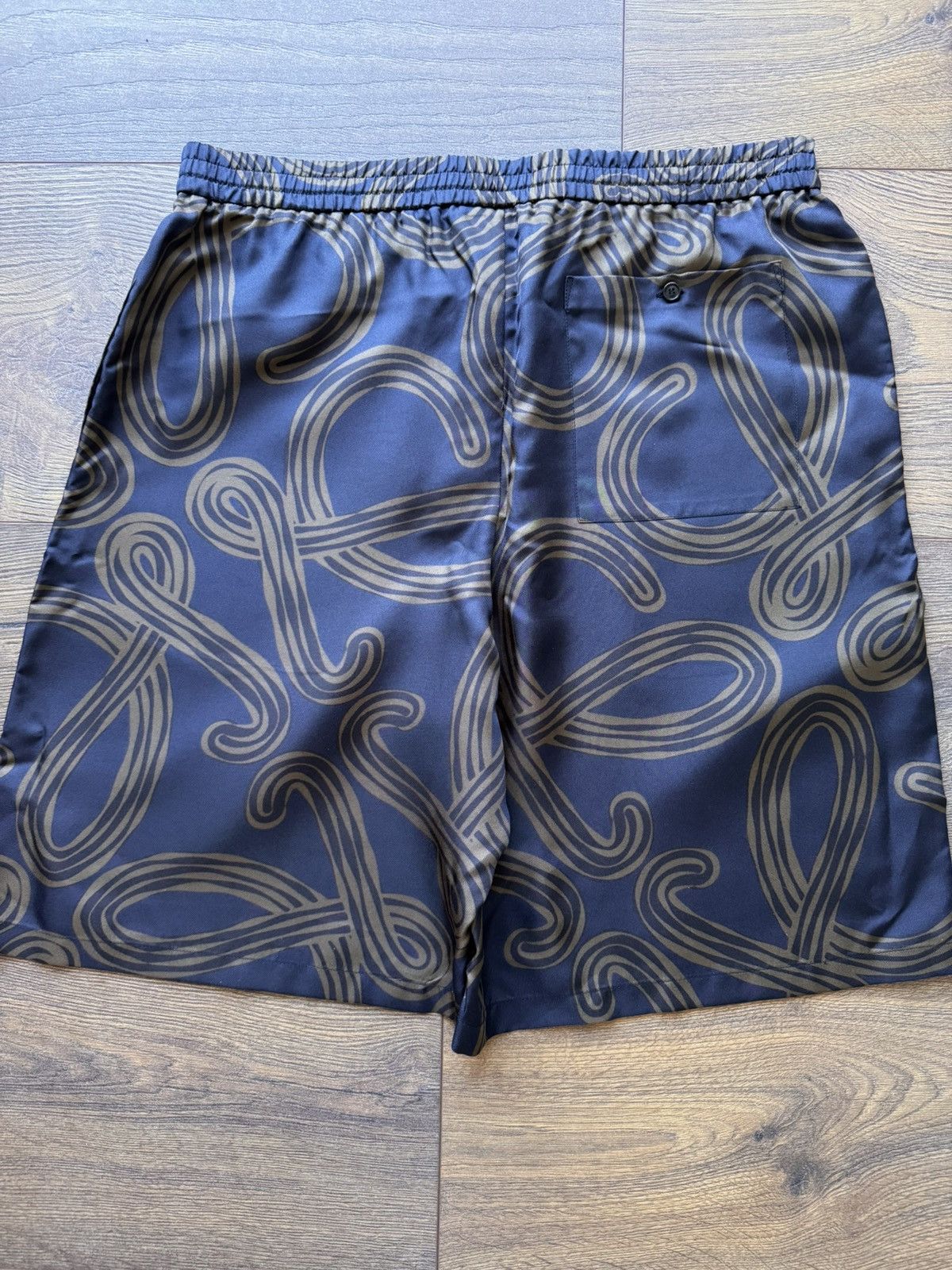 Loewe Loewe Silk Shorts - Size ML Size US 36 / EU 52 - 6 Thumbnail