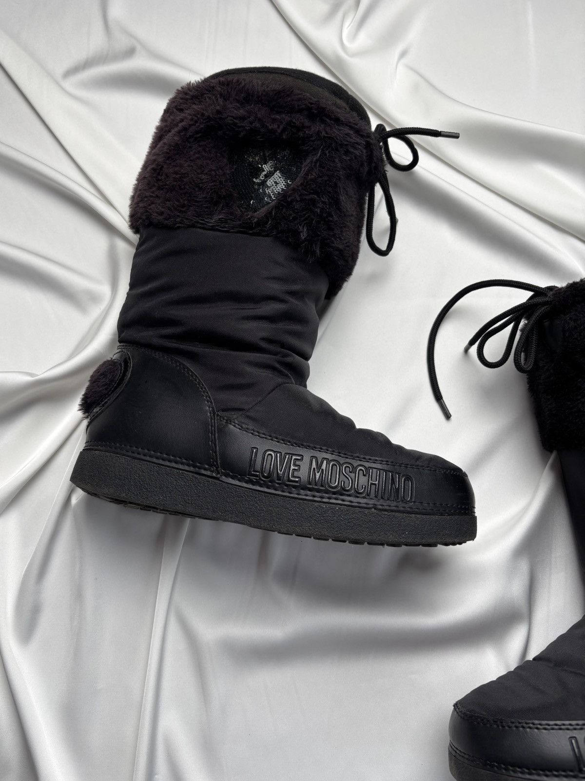 Love Moschino × Moschino Love Moschino black gothic moon boots Size US 8 / IT 38 - 2 Thumbnail