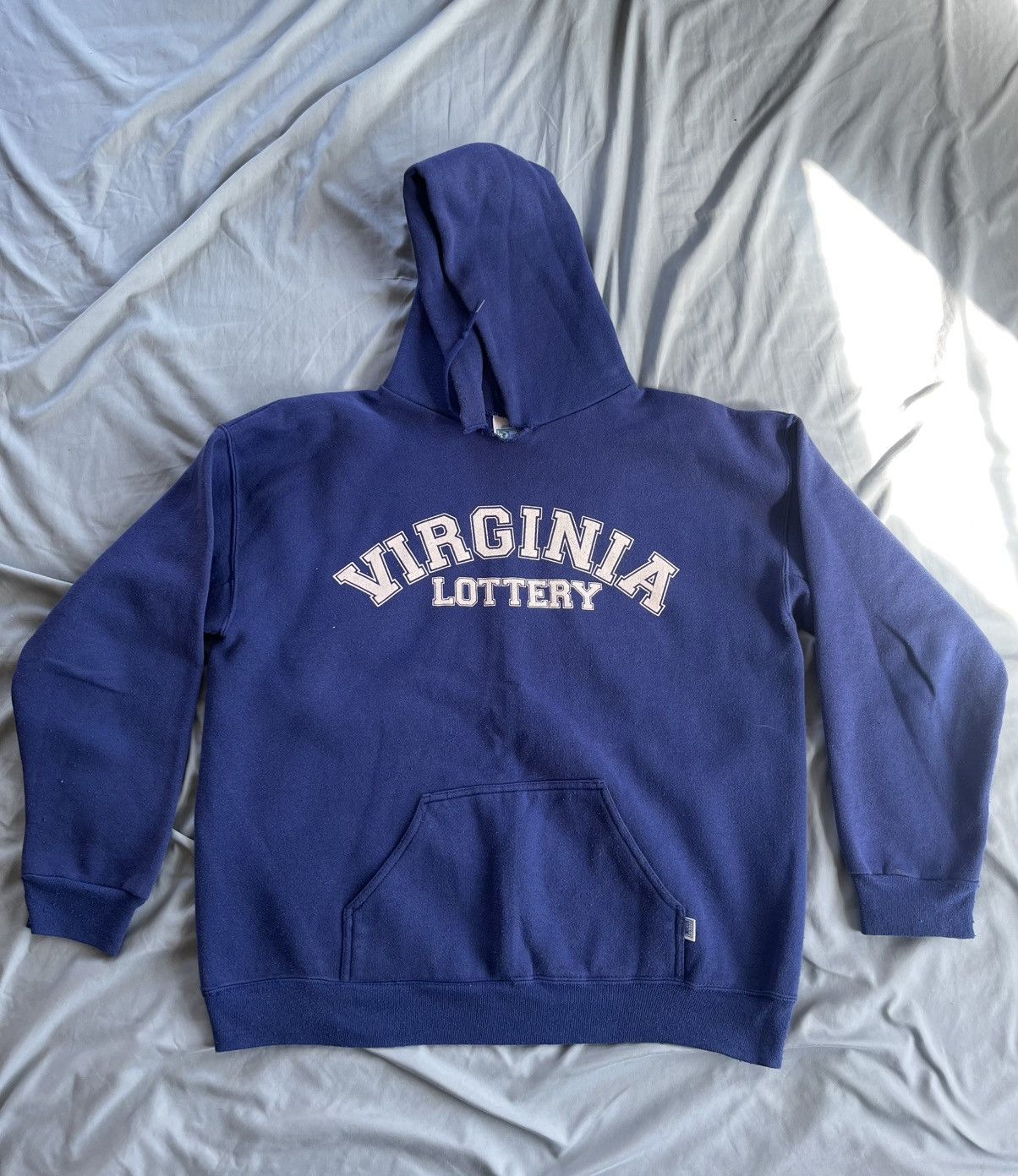 Vintage Vintage Blue Virginia Lottery Hoodie Discus Athletics Size US XL / EU 56 / 4 - 1 Thumbnail