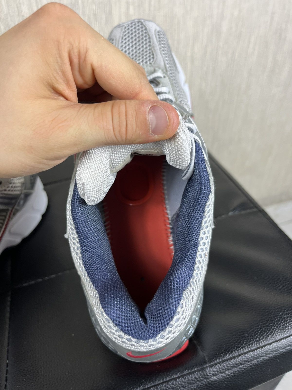 Nike Vintage Nike Vomero 5 mesh y2k silver retro sneakers shoes Size US 8 / EU 41 - 24 Thumbnail