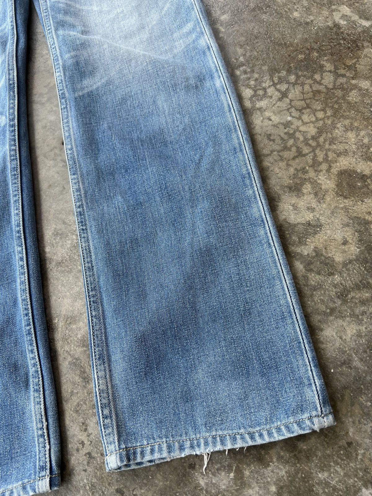 Levi's Vintage Levis 502 Blue Faded Distressed Jean Size US 31 - 4 Thumbnail