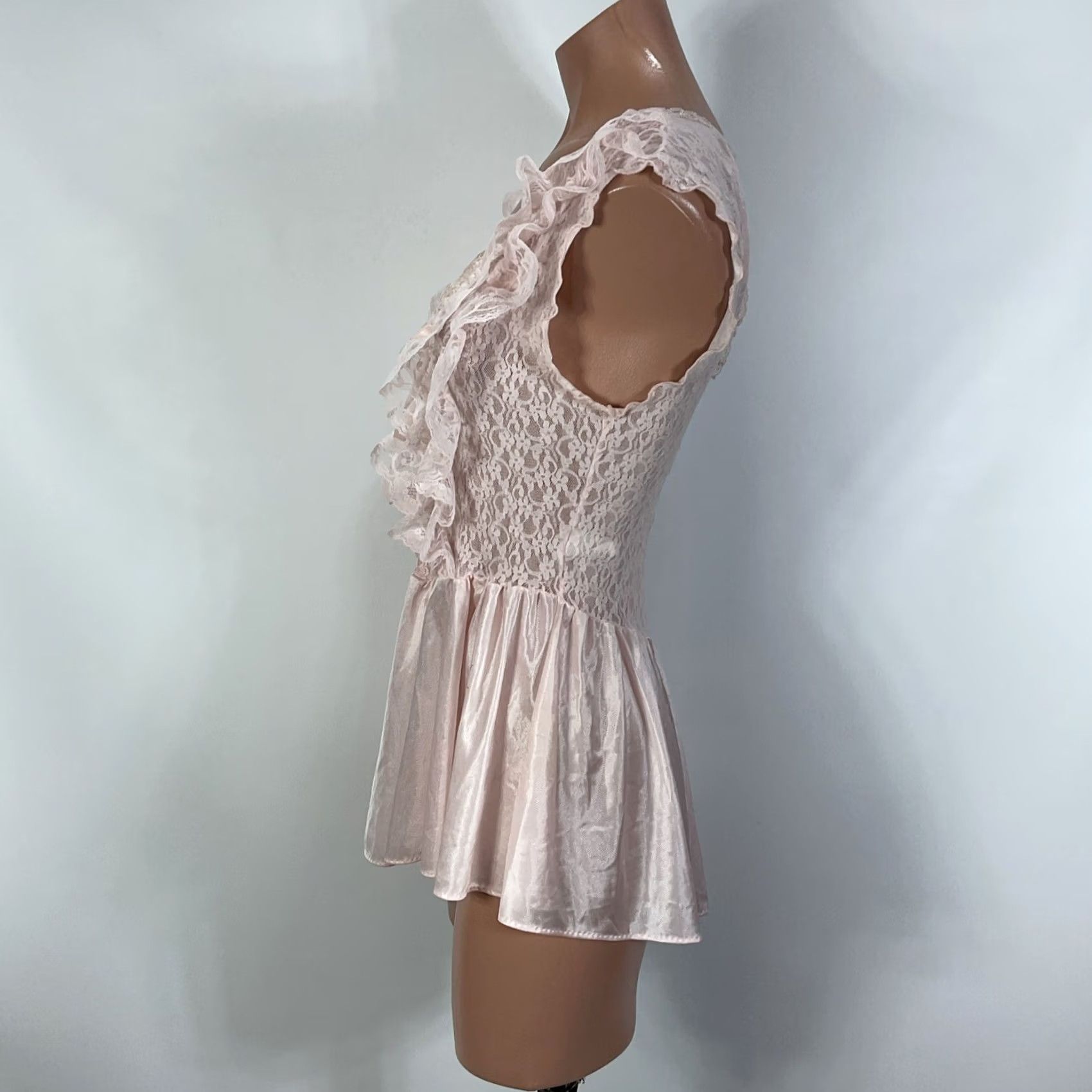 Pinko VINTAGE Vandemere Chemise Womens S Pink Vtg Teddy Coquette Ruffle Ethereal Princess Nylon Lace Size ONE SIZE - 7 Thumbnail