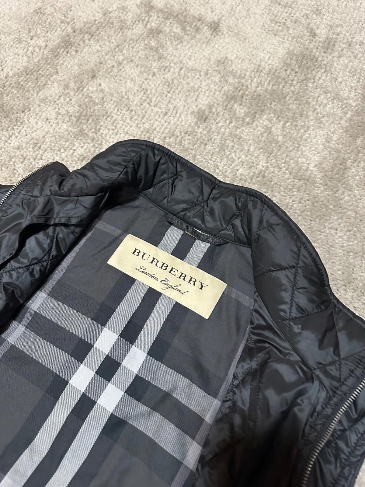 Burberry Burberry Brit Puffer Vest Sz 54 Size US L / EU 52-54 / 3 - 4 Thumbnail