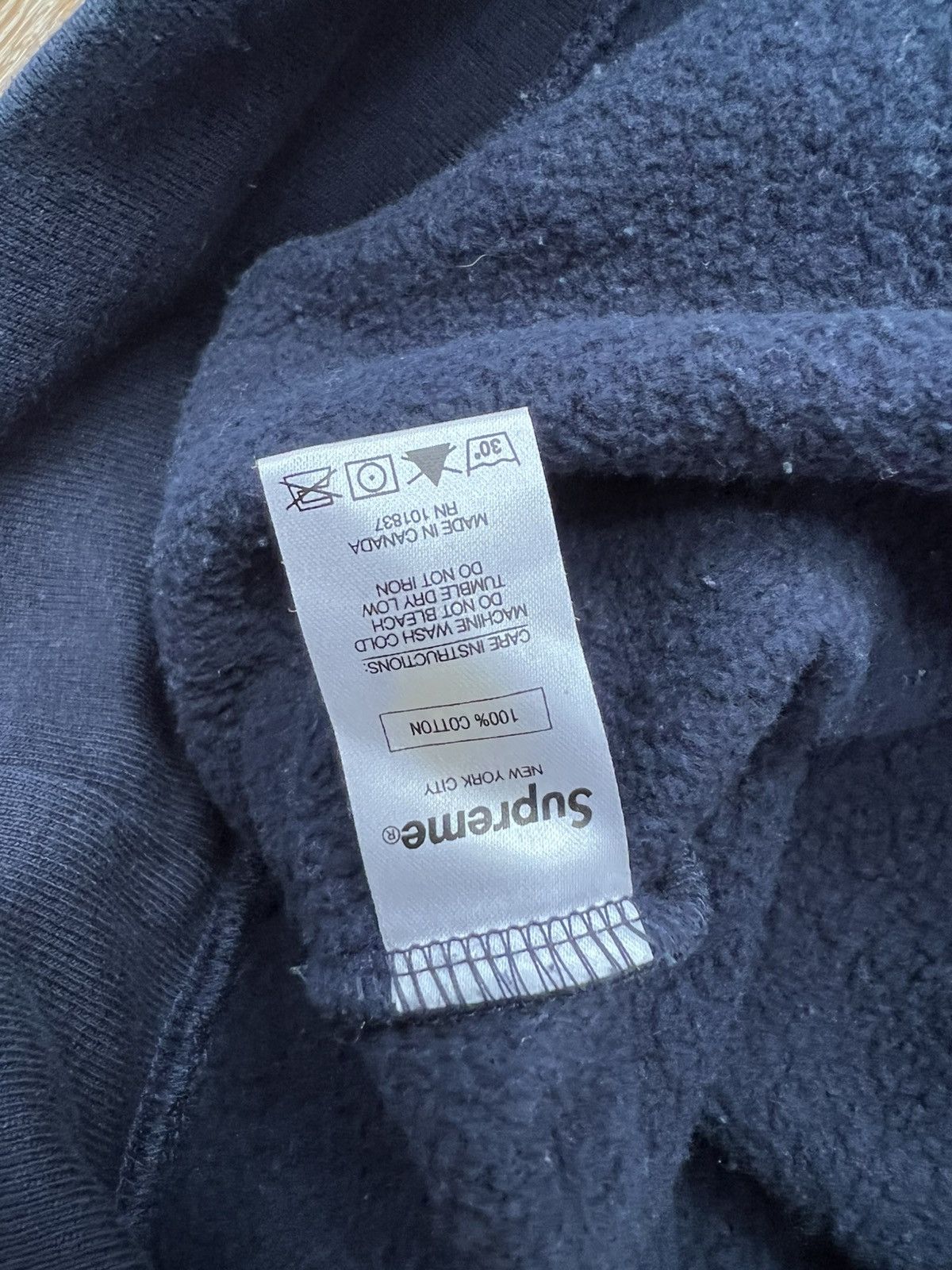Supreme Supreme dont be a dick crewneck Size US M / EU 48-50 / 2 - 5 Thumbnail