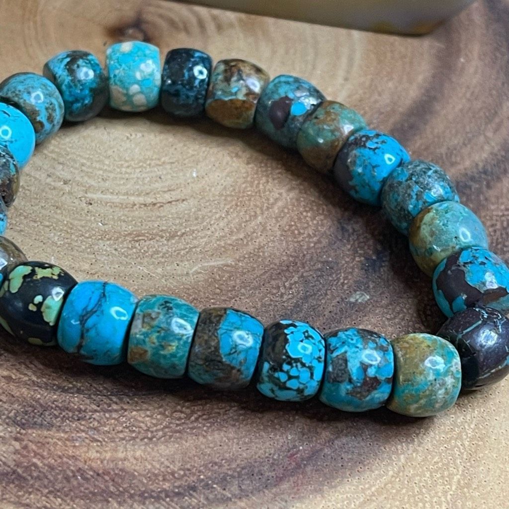 Other Turquoise beaded stretch bracelet ONE NEW reiki meditation crystal healing 9mm barrel beads Size ONE SIZE - 8 Thumbnail