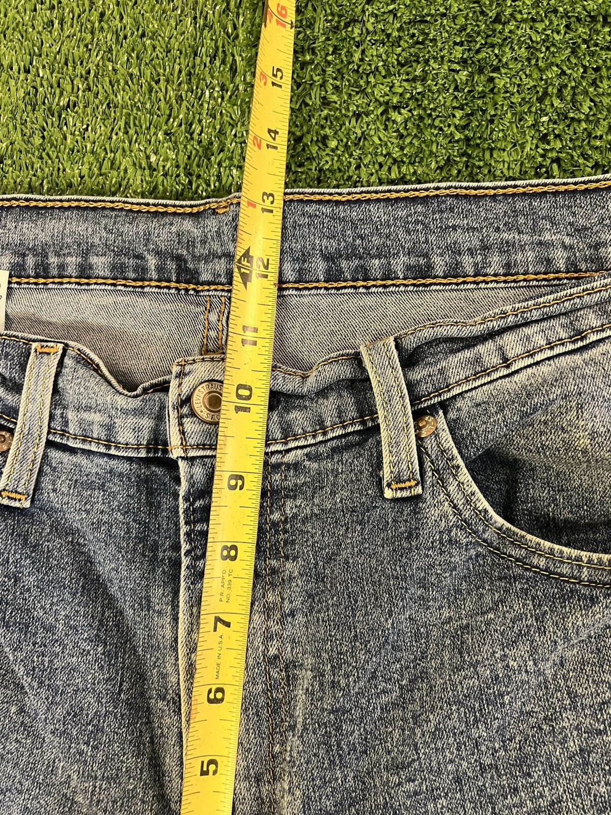 Levi's Levis 511 Slim Fit Jeans Mens 36x32 Medium Wash Size US 36 / EU 52 - 3 Thumbnail