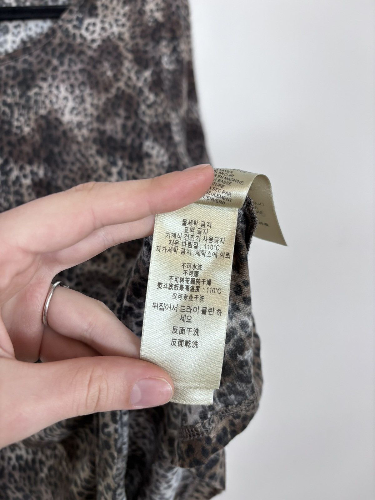 Burberry Burberry Brit Women’s Leopard Print Modal T-Shirt Blouse Top Size L / US 10 / IT 46 - 10 Thumbnail