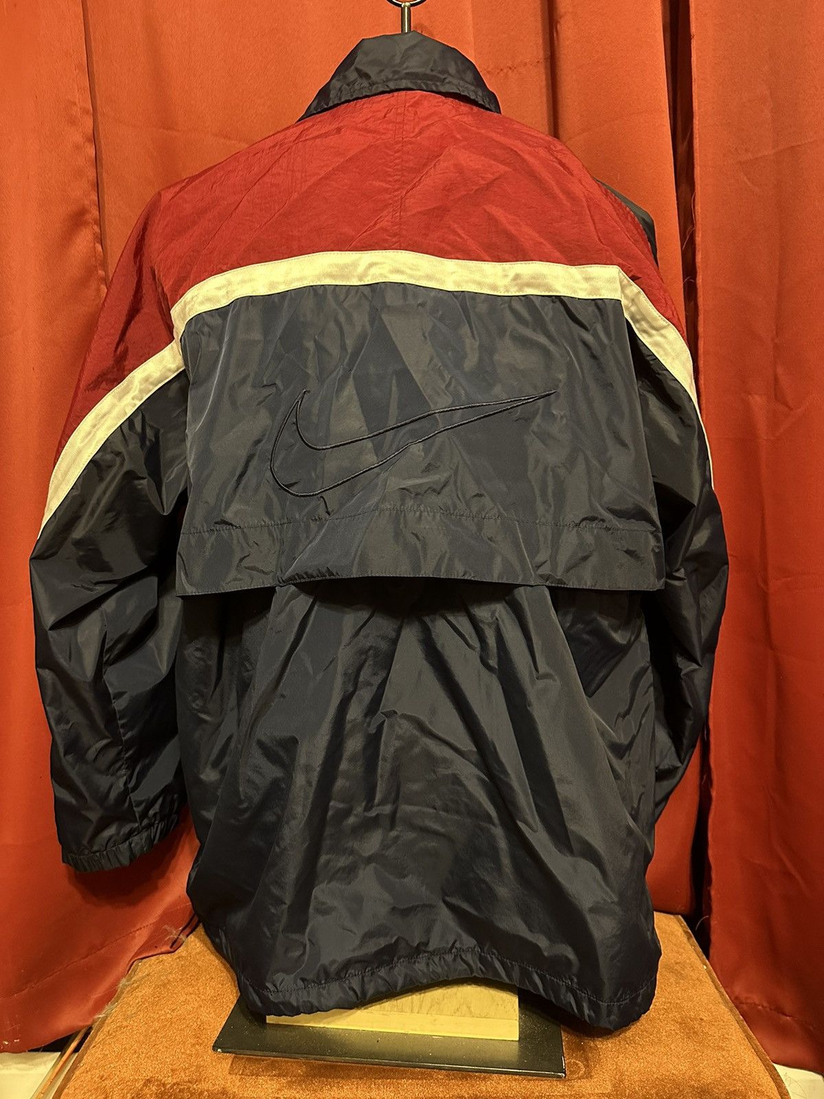 Nike × Vintage Vintage Nike Windbreaker Jacket 90’s Big Swoosh Logo Grail Size US L / EU 52-54 / 3 - 2 Thumbnail