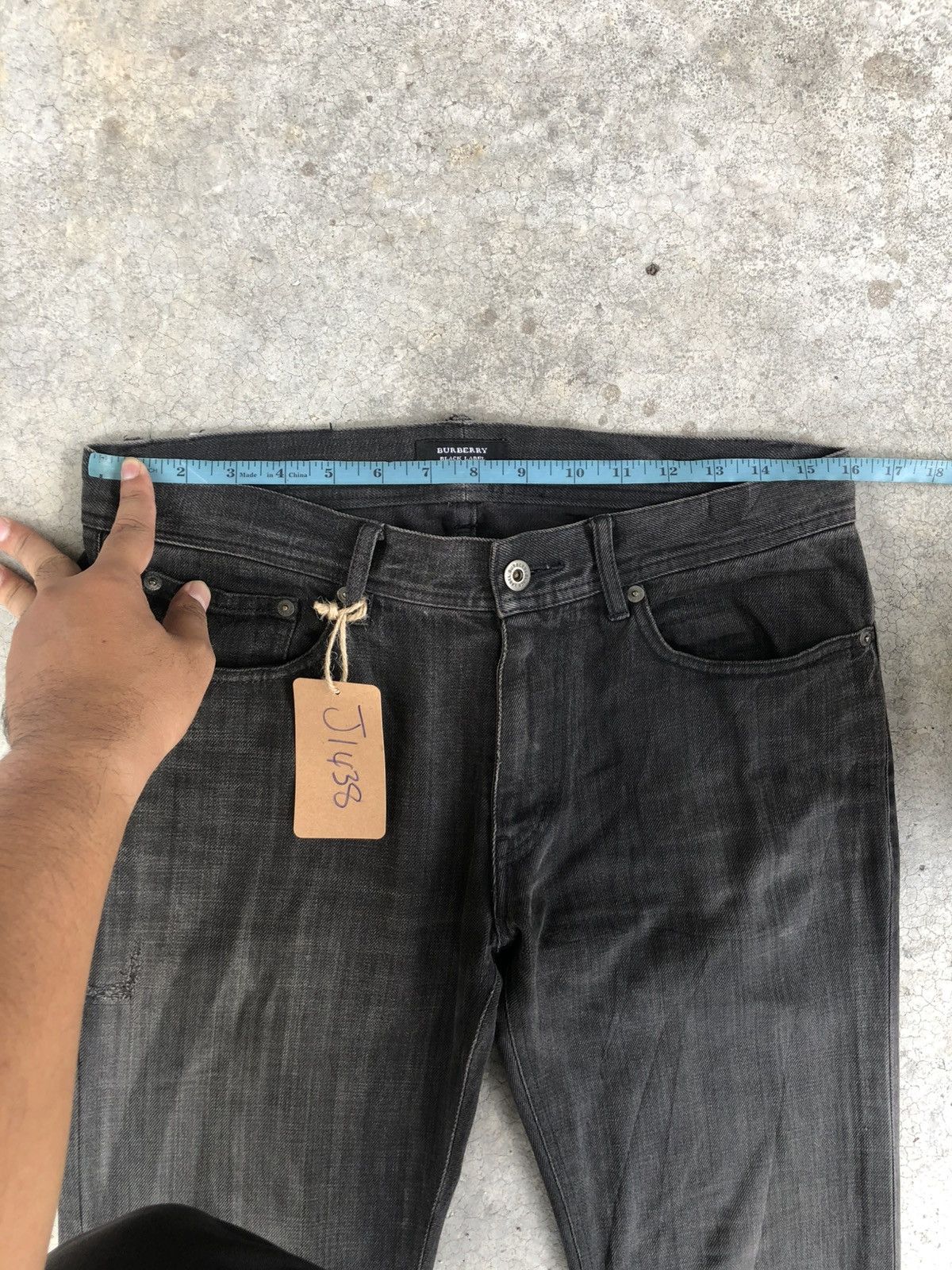 Burberry Burberry Black Label Embroidered Logo Distressed Jeans Slim Size US 31 - 23 Thumbnail
