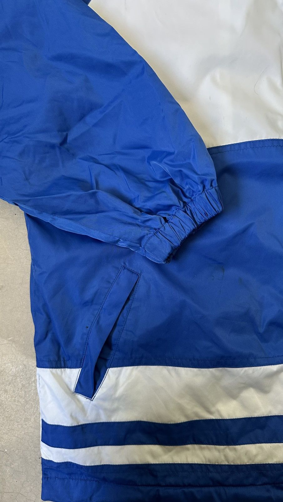 Vintage VINTAGE POCARI SWEAT SWEATER Size US L / EU 52-54 / 3 - 3 Thumbnail