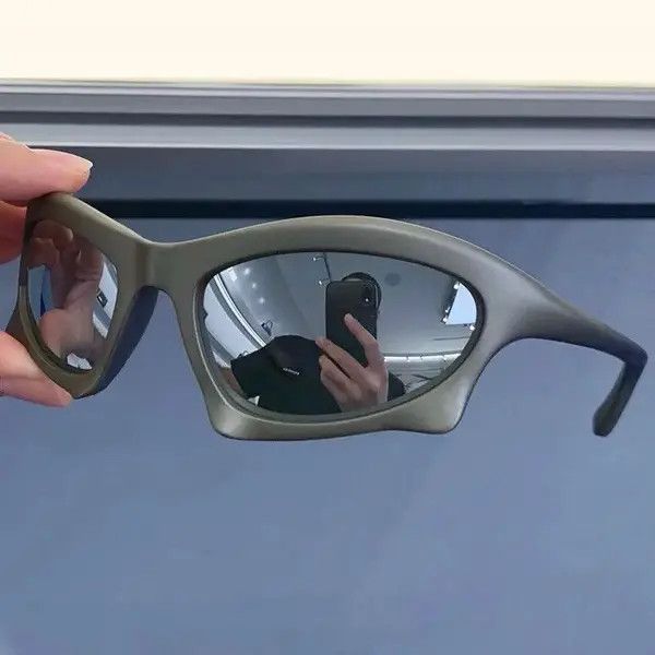VIBE Retro punk sunglasses y2k Size ONE SIZE - 4 Thumbnail