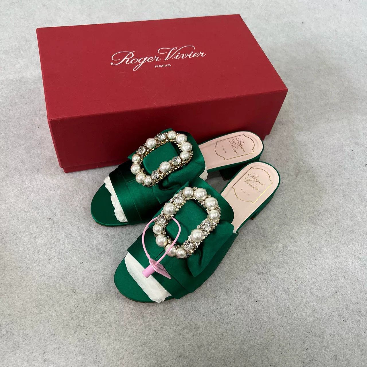 Roger Vivier Roger Vivier Green Satin Block Heel Mules Size US 7.5 / IT 37.5 - 1 Thumbnail